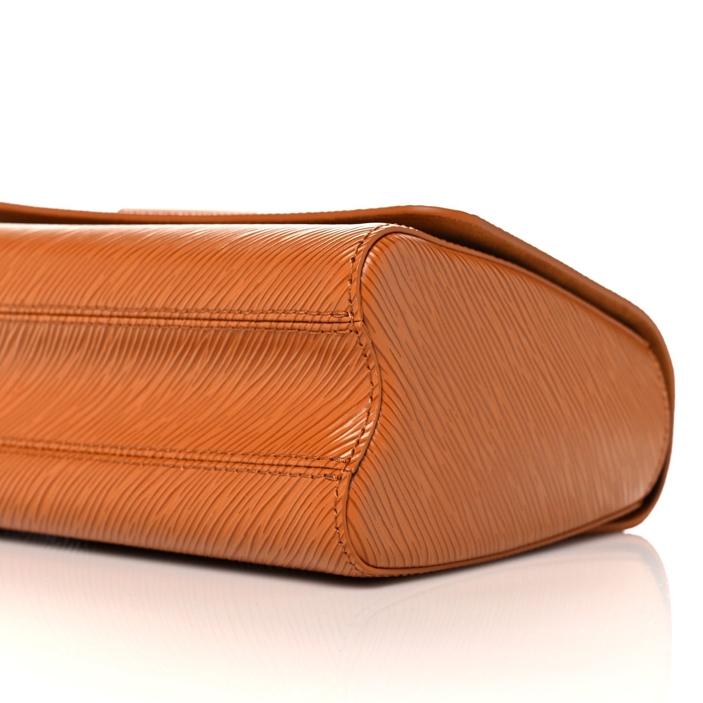 Epi Twist Shoulder Bag MM Gold Miel