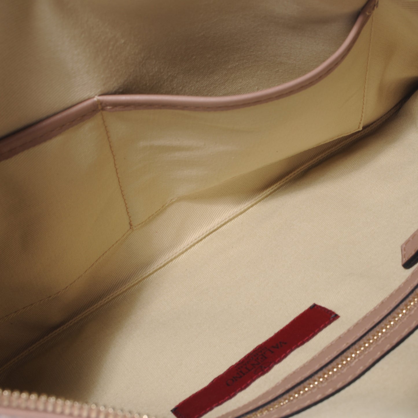 Vitello Large Rockstud Zip Wristlet Pouch Poudre