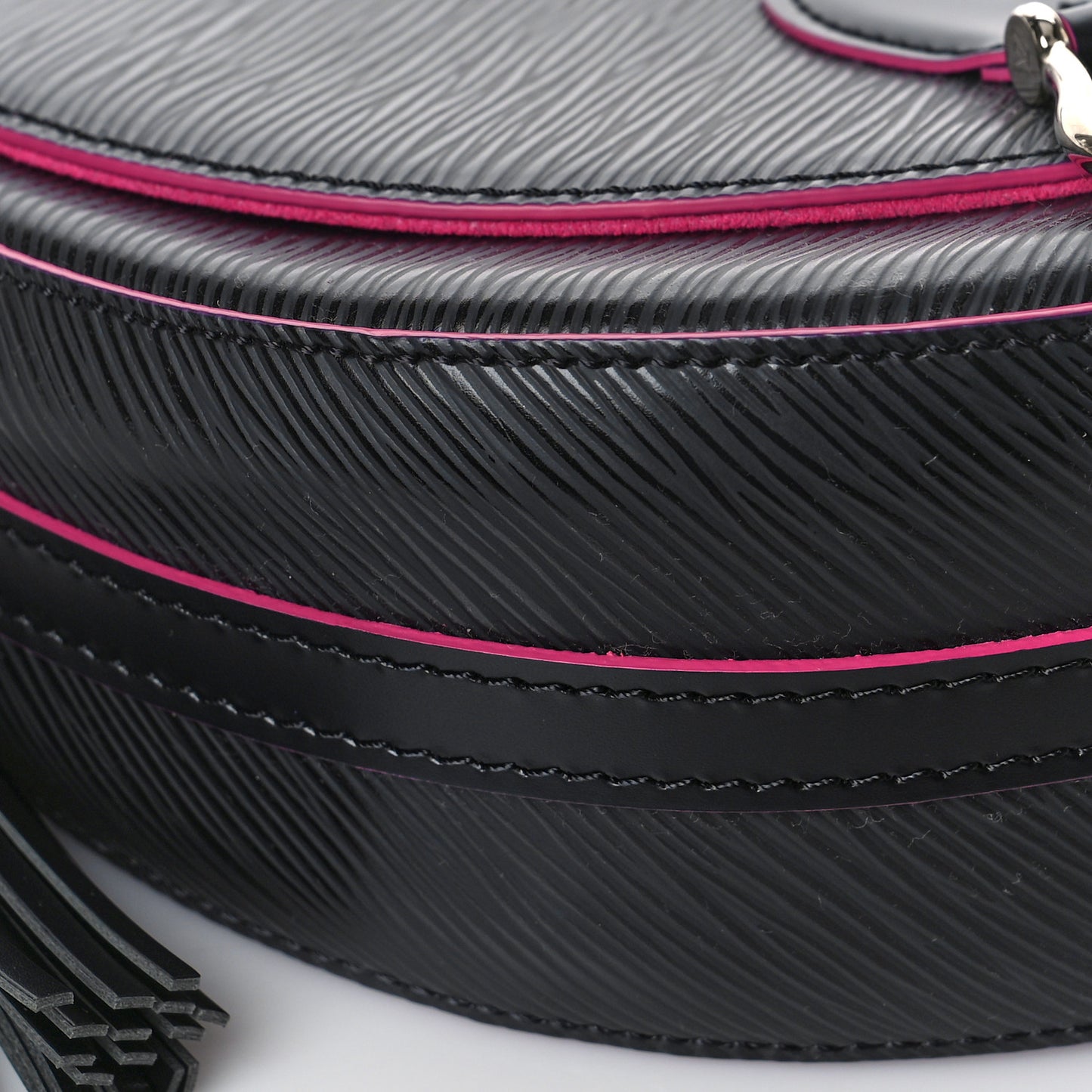 Epi Saint Cloud NM Black