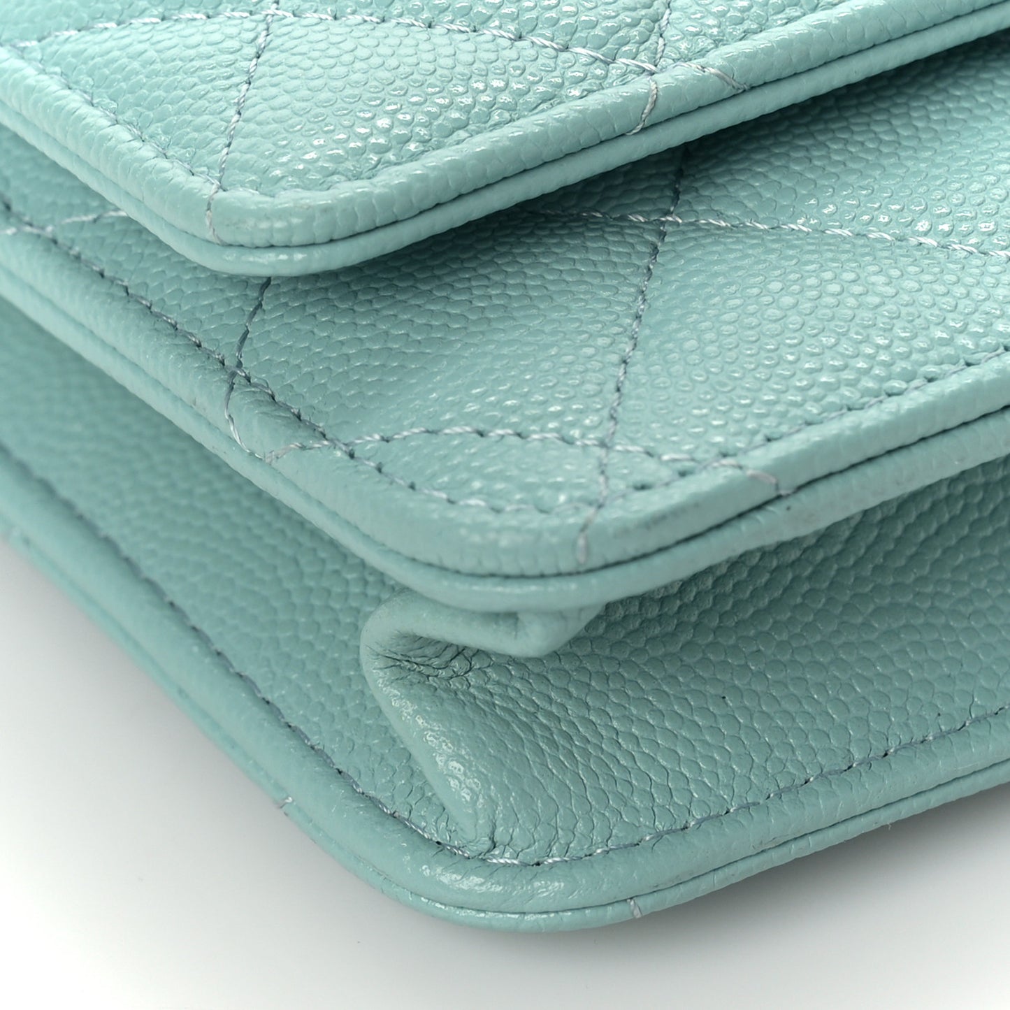 Caviar Quilted Wallet On Chain WOC Light Blue