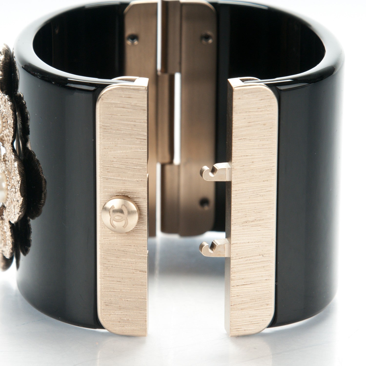 Chanel Resin Pearl CC Cuff Black 4 of 5