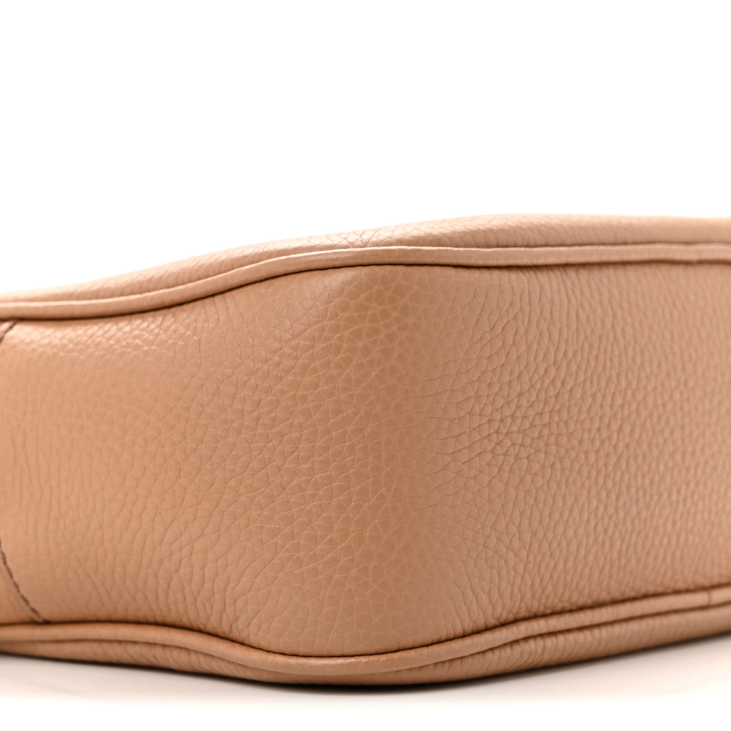 Gucci Pebbled Calfskin Small Soho Disco Bag Camelia 9 of 11