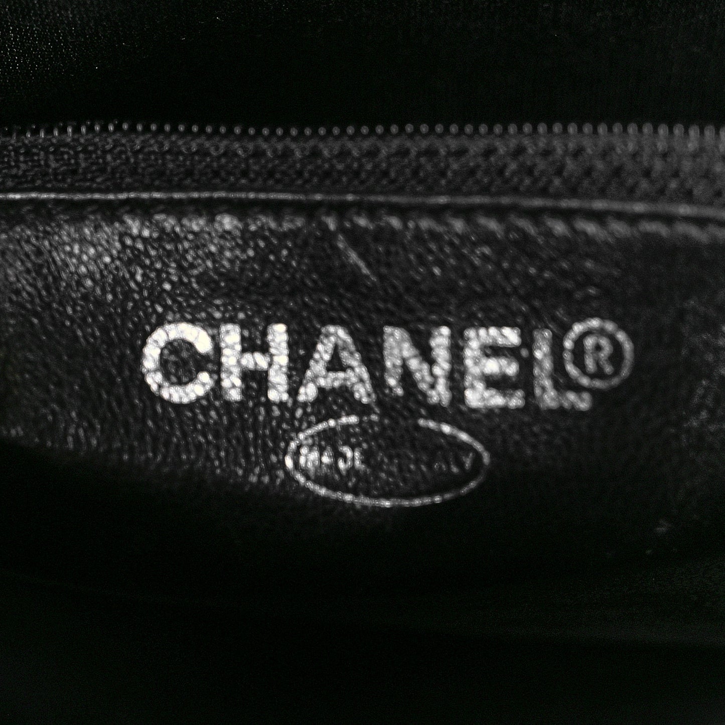 Caviar Quilted Medallion Tote Black
