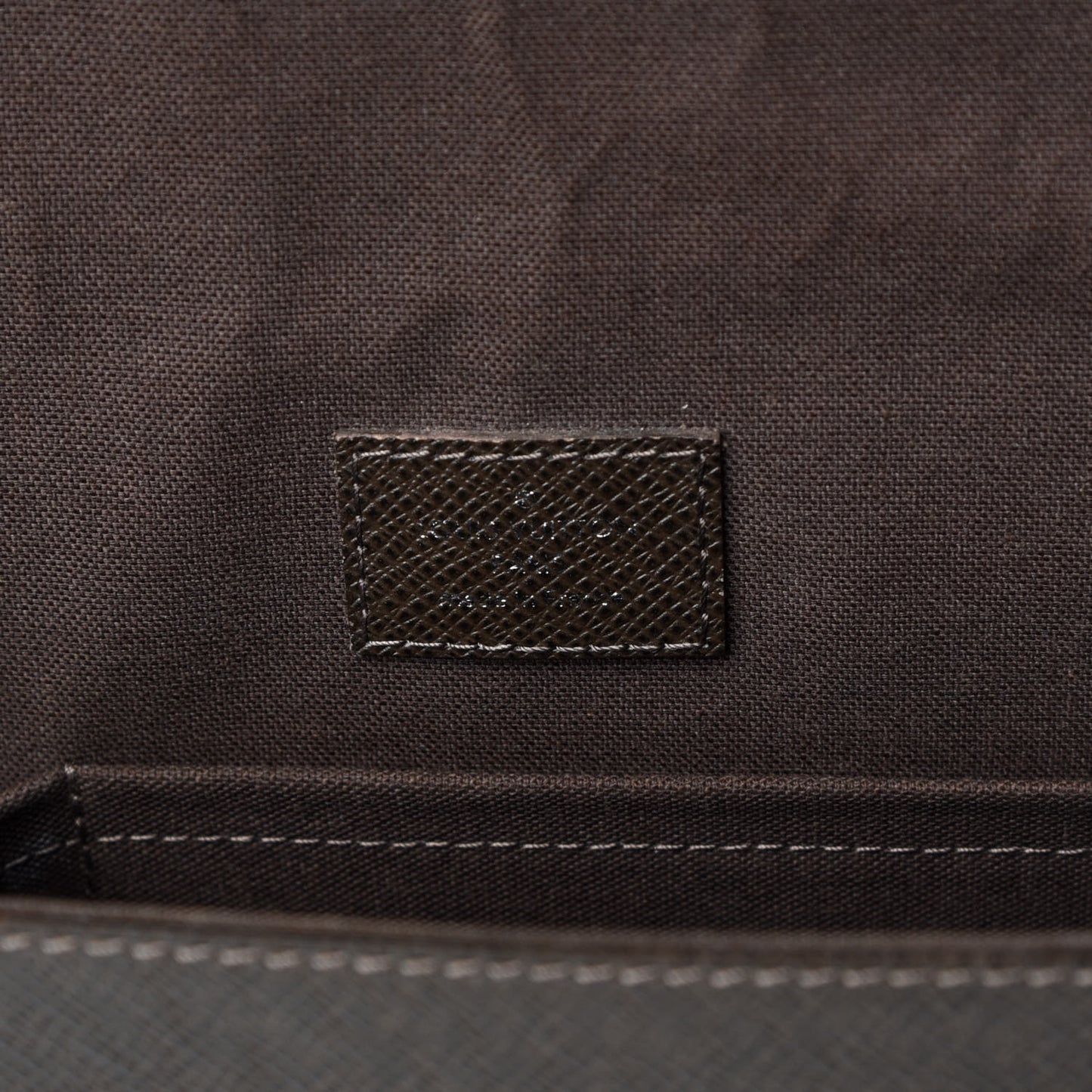 Taiga Andrei Messenger Bag Grizzli