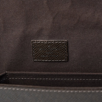 Louis Vuitton Taiga Andrei Messenger Bag Grizzli 6 of 19