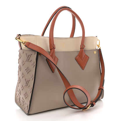 Louis Vuitton Calfskin Monogram Tufting On My Side Galet 3 of 11