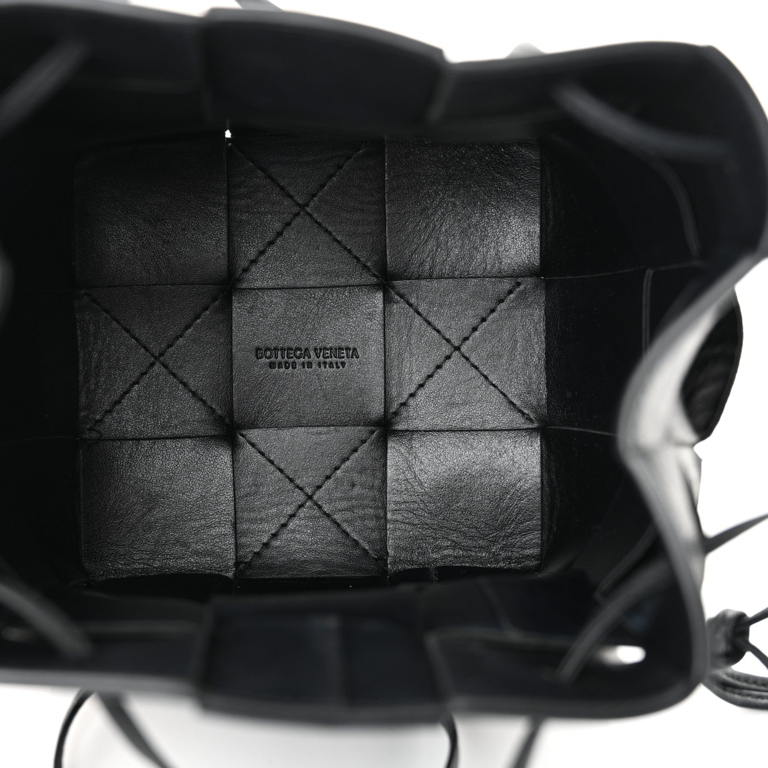 Bottega Veneta Nappa Maxi Intrecciato Cassette Bucket Bag Black 6 of 10
