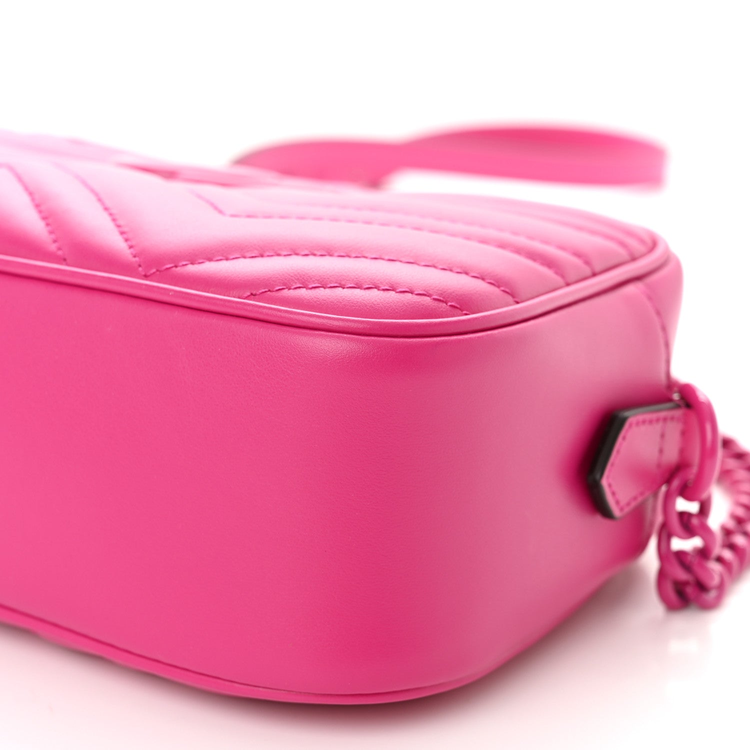 Gucci Calfskin Matelasse Monochrome Small GG Marmont Chain Shoulder Bag Classic Fuxia 10 of 11