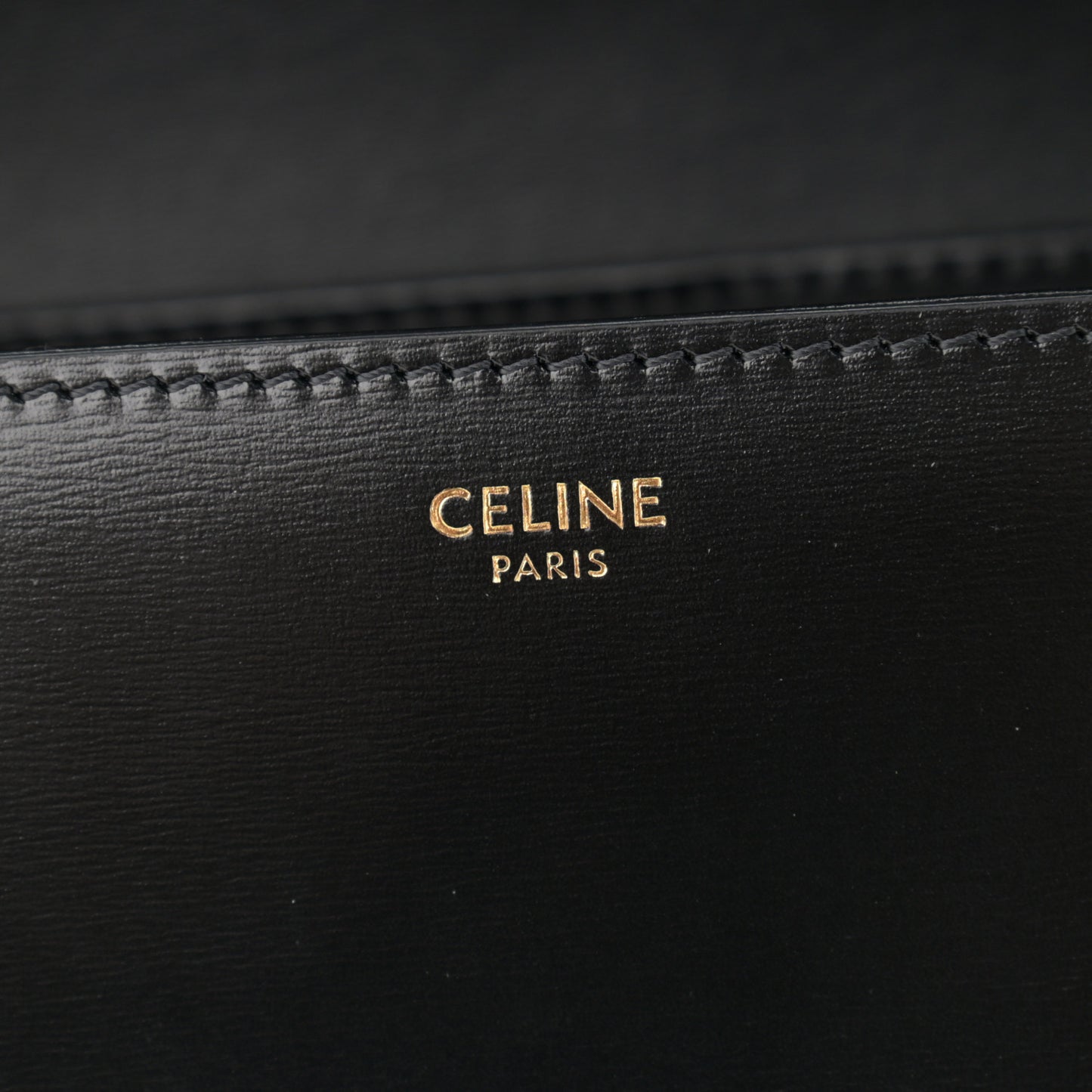 Shiny Calfskin Medium Triomphe Black