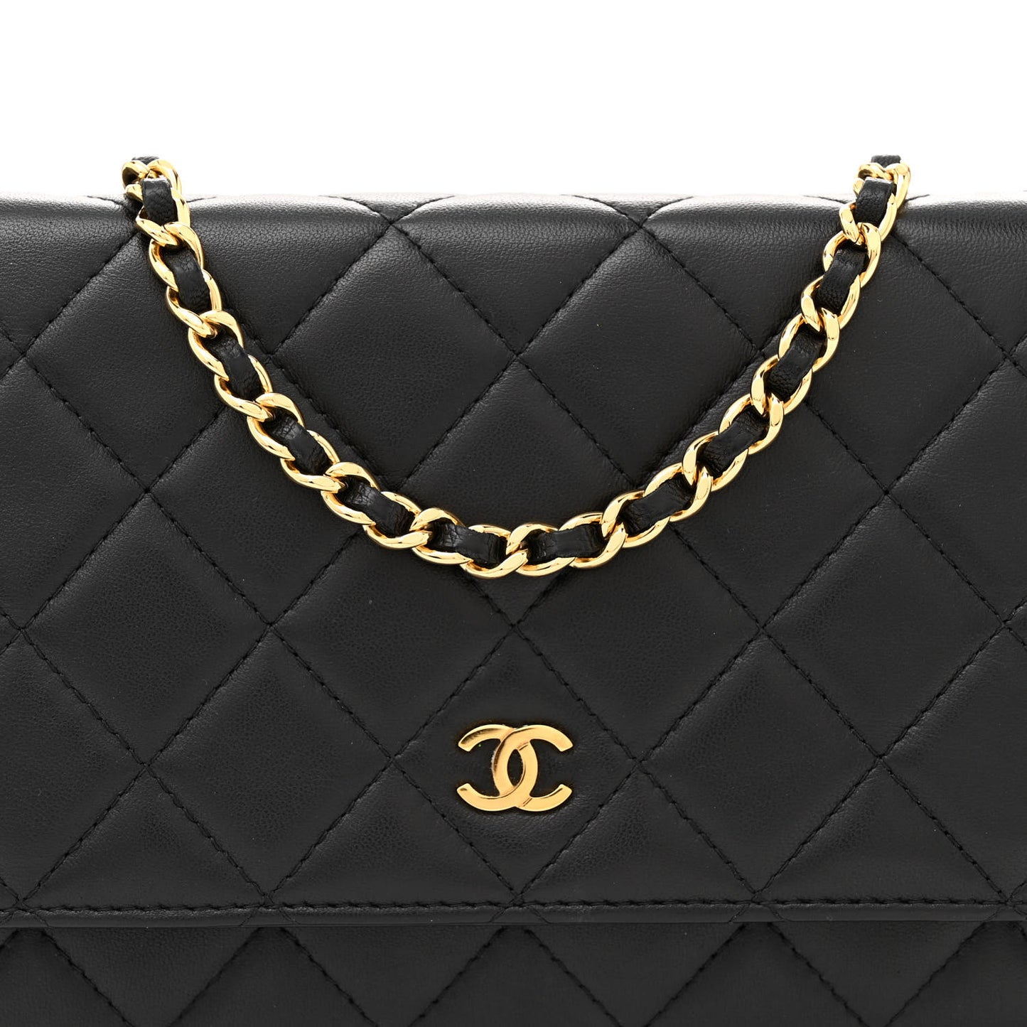 Lambskin Quilted Wallet On Chain WOC Black