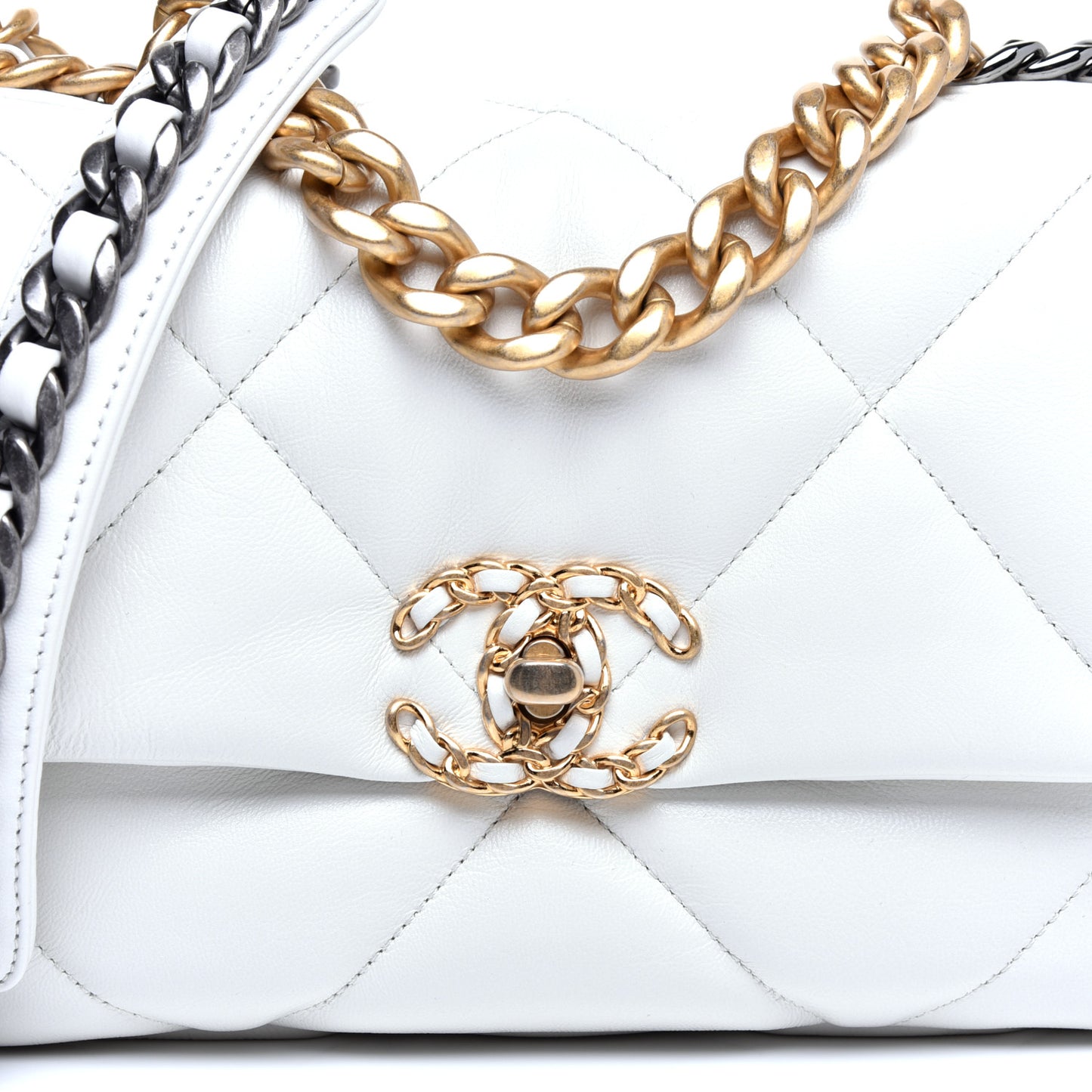 Goatskin Quilted Medium 19 Flap White