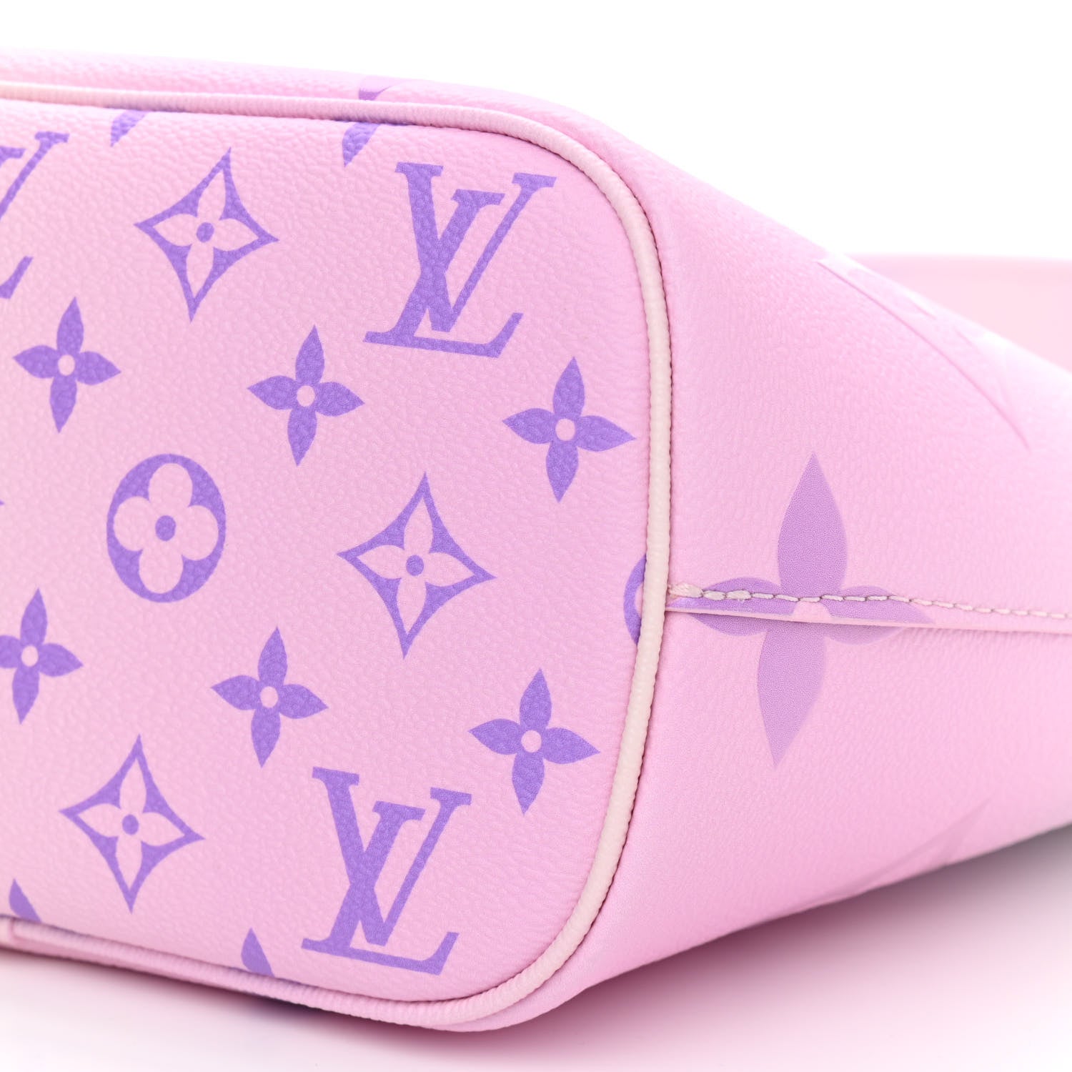Louis Vuitton Monogram Giant Spring In The City Marshmallow Hobo PM Sunrise Pastel 9 of 10