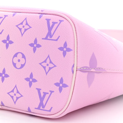 Louis Vuitton Monogram Giant Spring In The City Marshmallow Hobo PM Sunrise Pastel 9 of 10