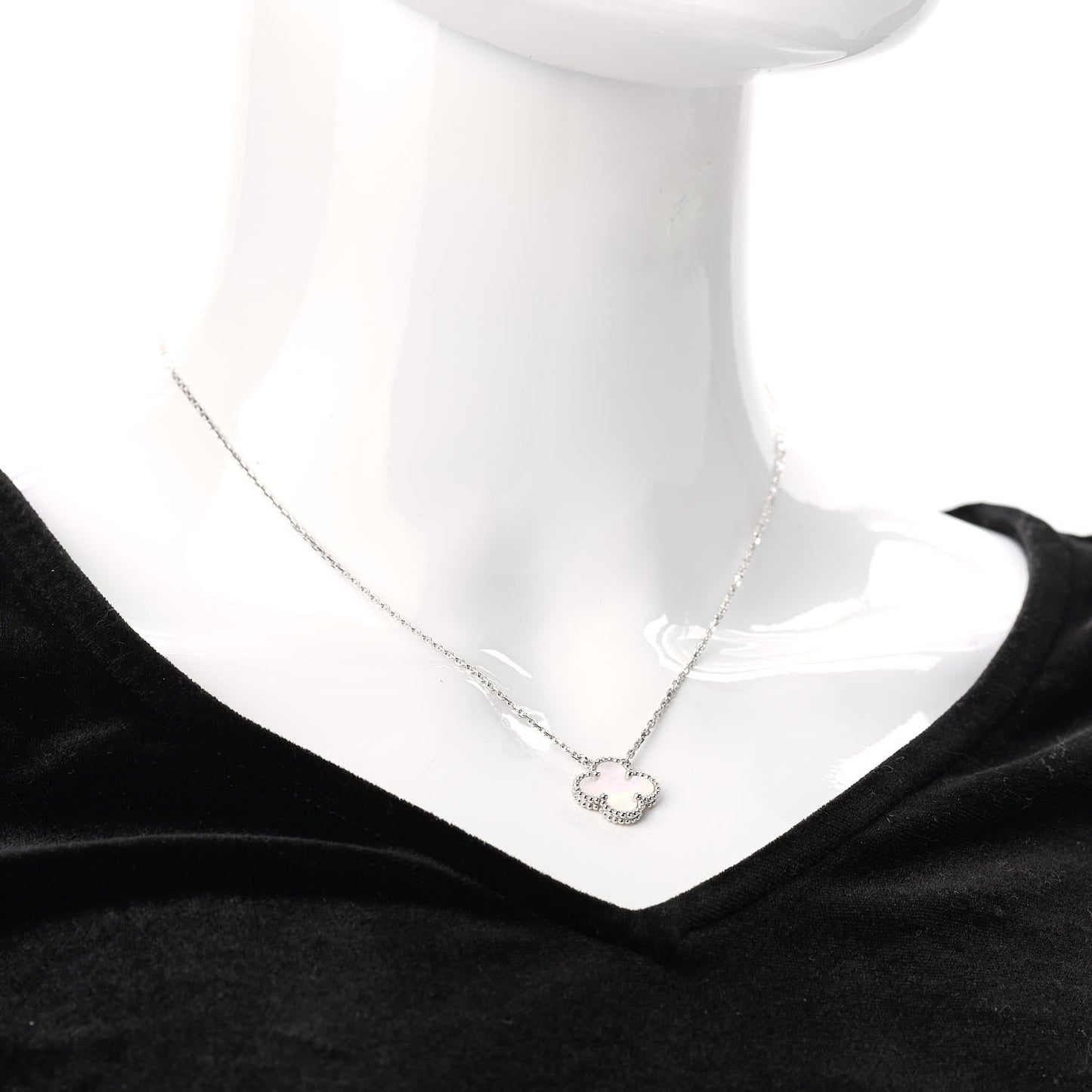18K White Gold Mother of Pearl Vintage Alhambra Pendant Necklace