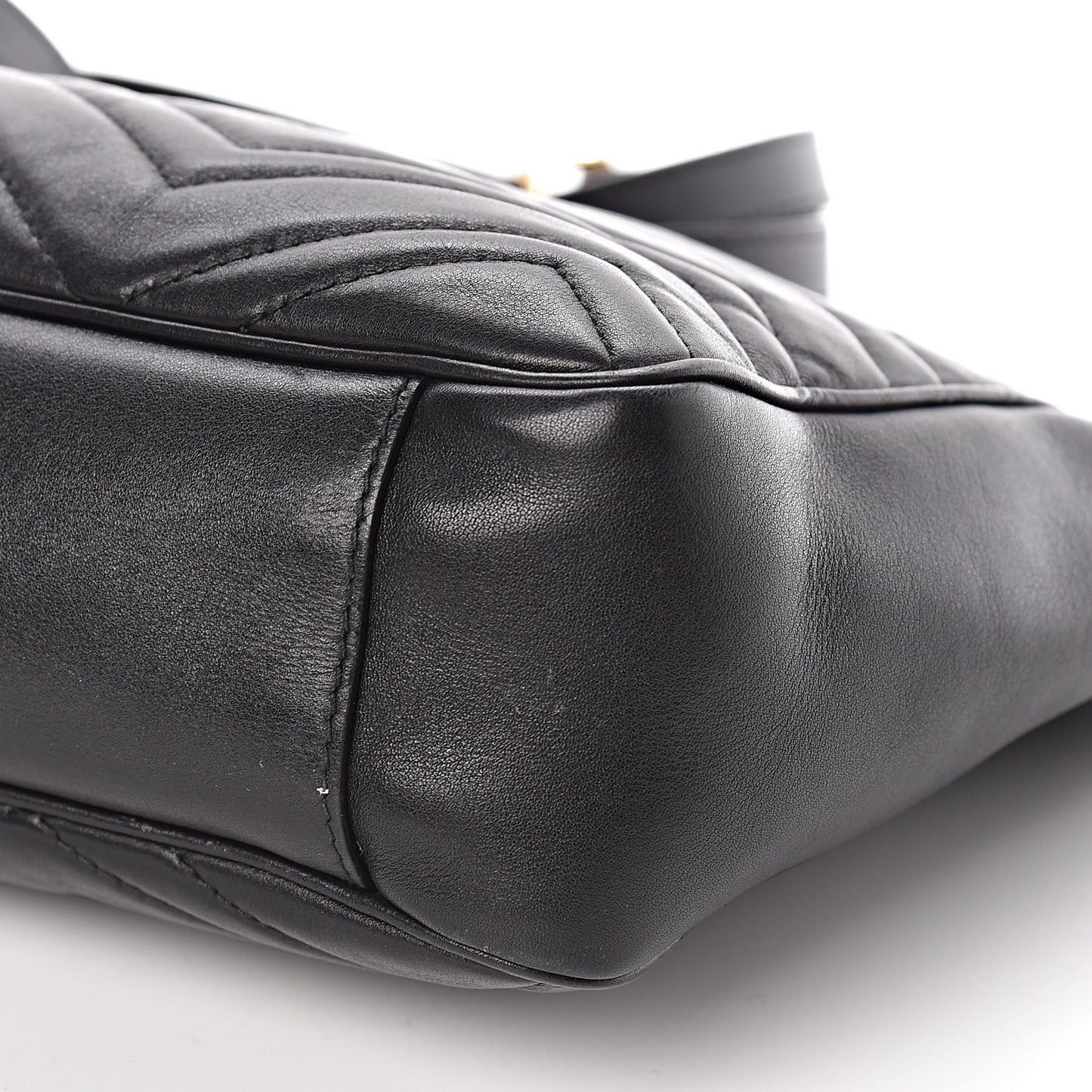 Calfskin Matelasse Medium GG Marmont Open Top Shoulder Bag Black