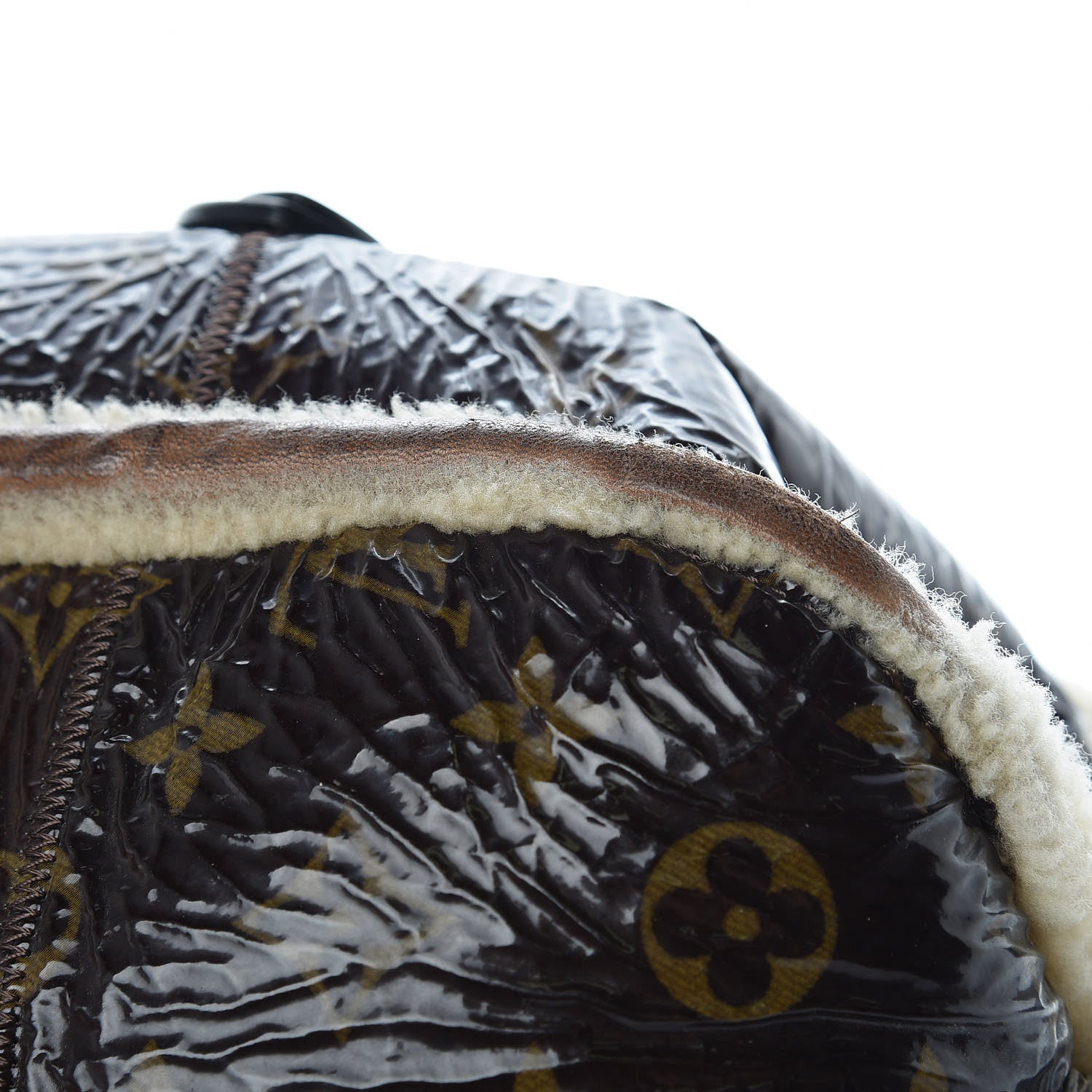 Louis Vuitton Patent Monogram Shearling Sac Thunder 9 of 12
