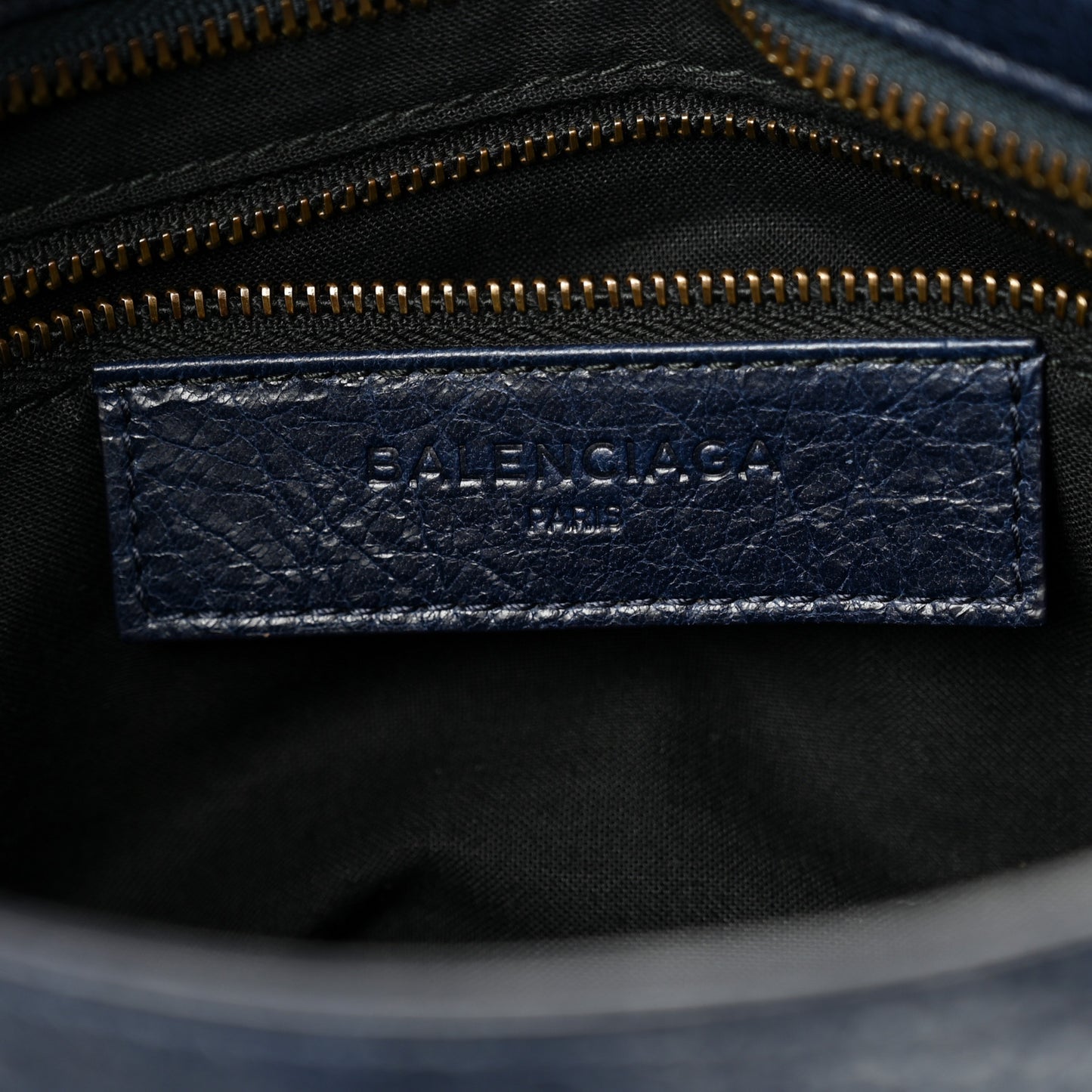 Cuir Arena Striped Classic Hardware City Bleu Nuit Rouge