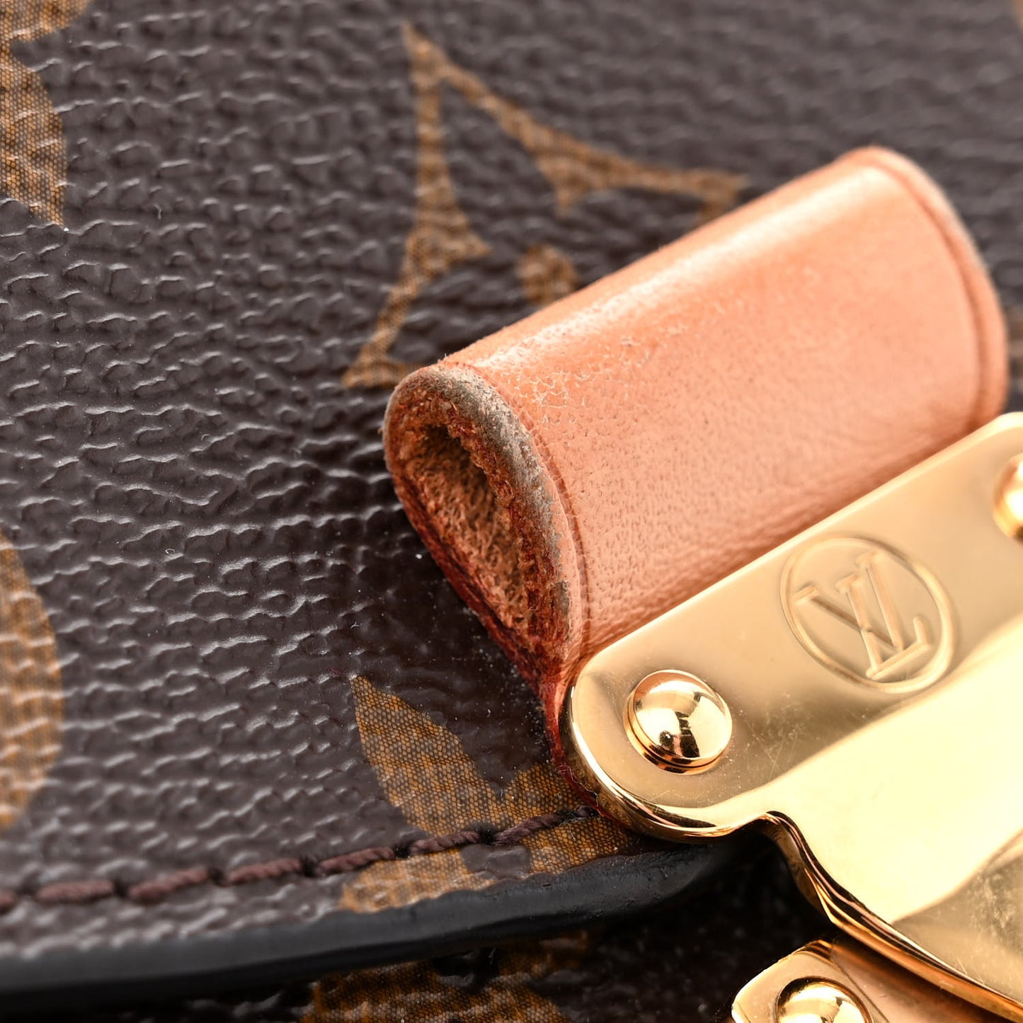 LOUIS VUITTON Monogram Pochette Metis