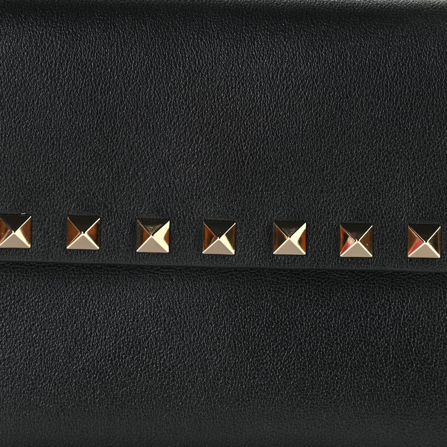 Vitello Rockstud Crossbody Pouch Black