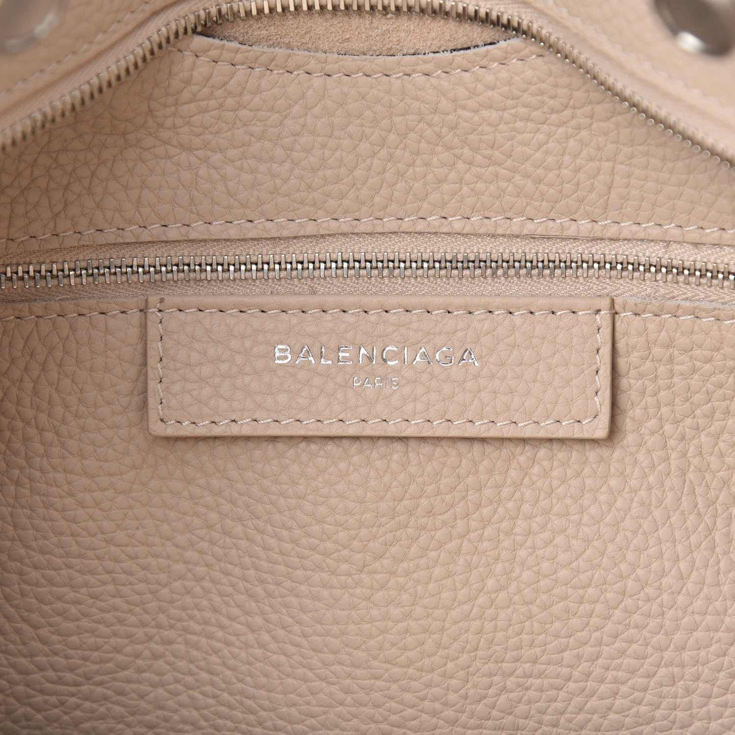 Balenciaga Veau Grana Perforated Blackout Hardware City Beige Poudre 7 of 11