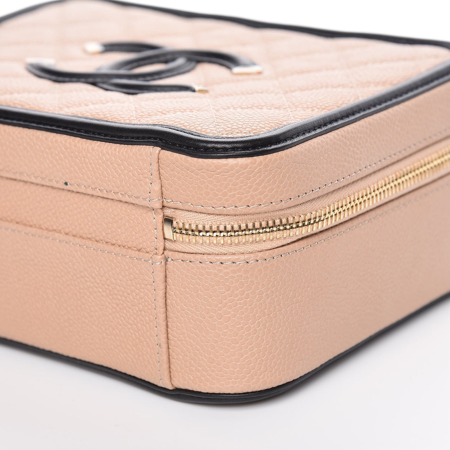 Caviar Quilted Medium CC Filigree Vanity Case Beige Black