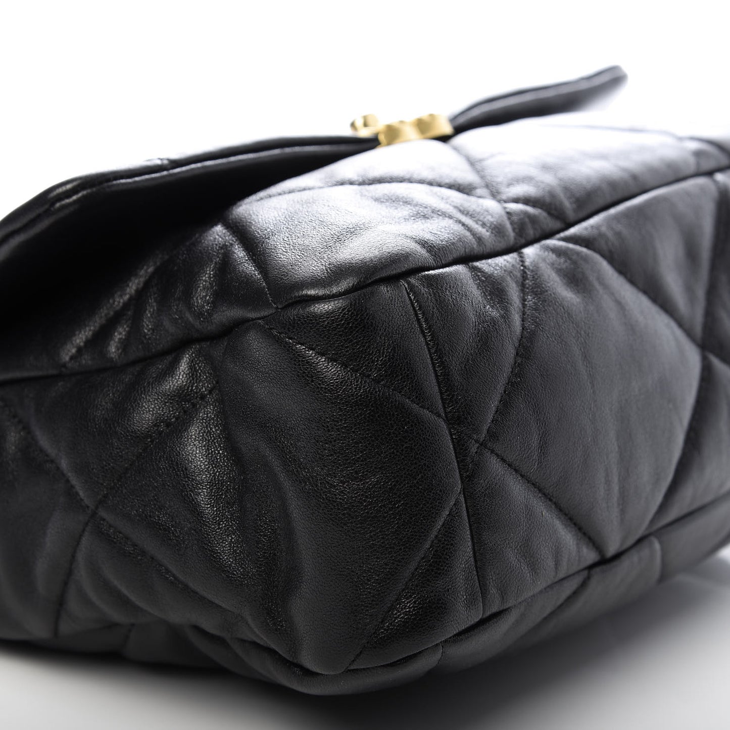 Goatskin Quilted Large 19 Flap Black