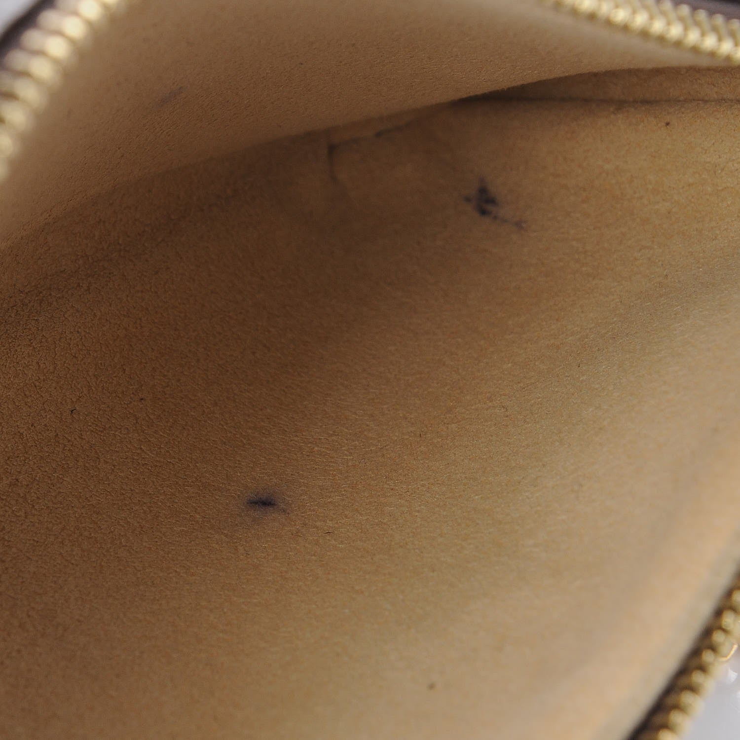 Louis Vuitton Monogram Pochette Milla MM 6 of 8