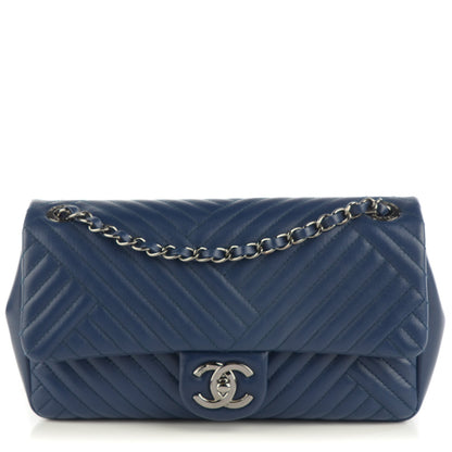 Chanel Lambskin Medium CC Crossing Flap Navy 1 of 8