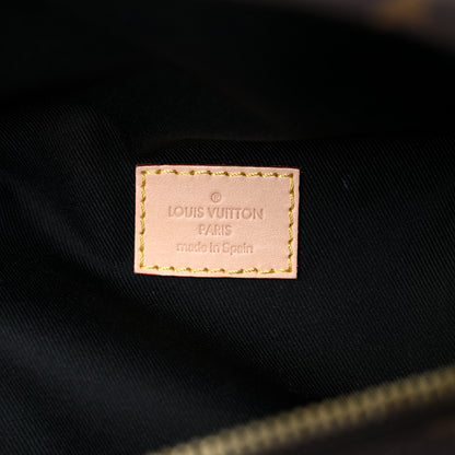 Louis Vuitton Monogram Bumbag 7 of 22