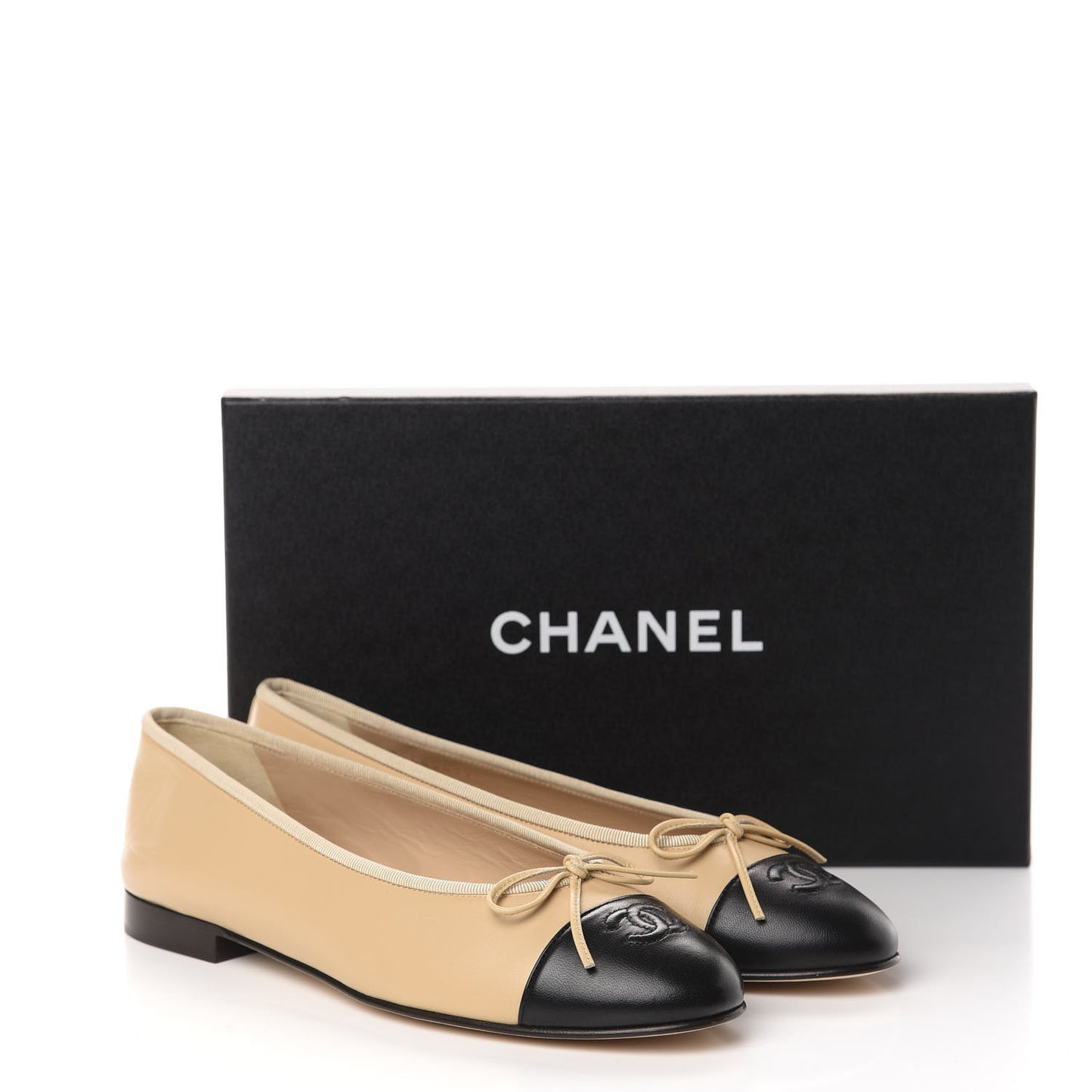 Lambskin Cap Toe CC Ballerina Flats 40 Beige Black