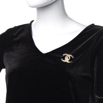 Chanel CC Turnlock Brooch Gold 2 of 5