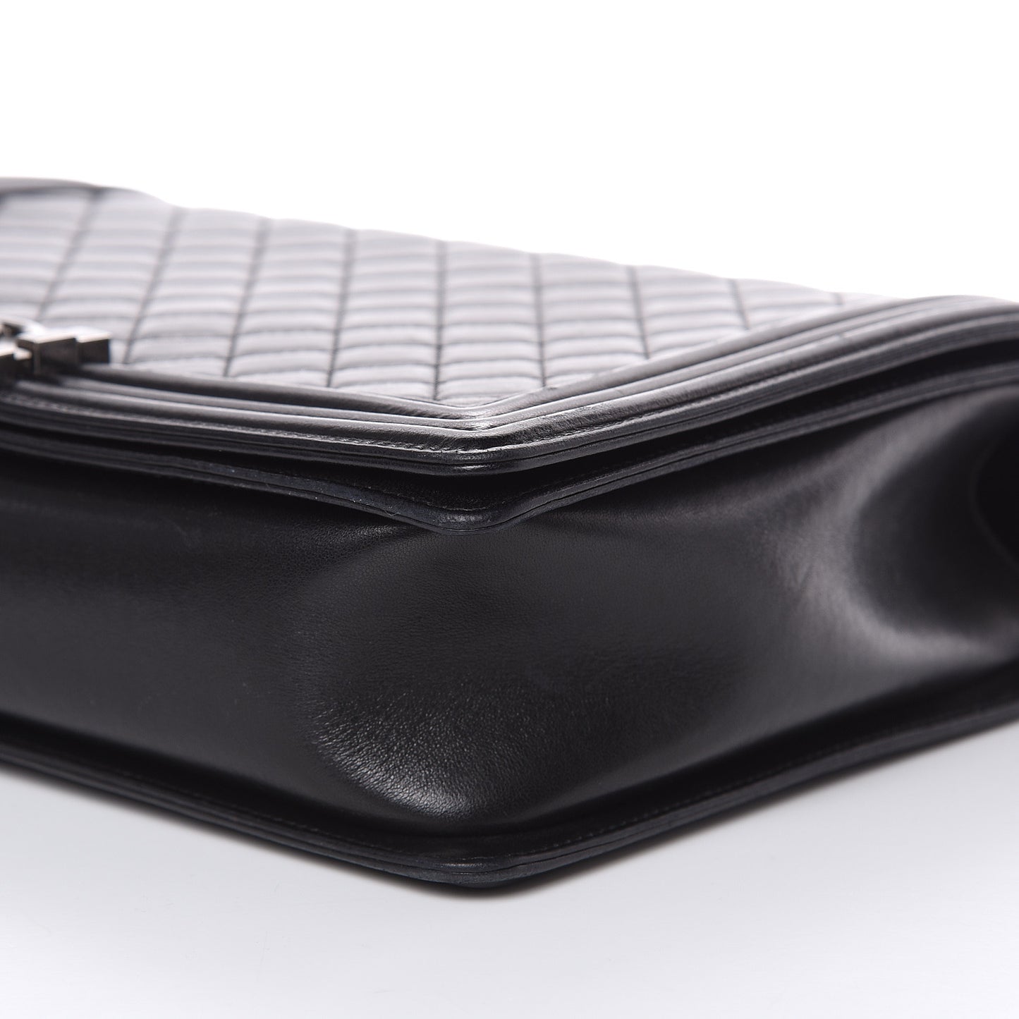 Lambskin Quilted Large Boy Flap Black