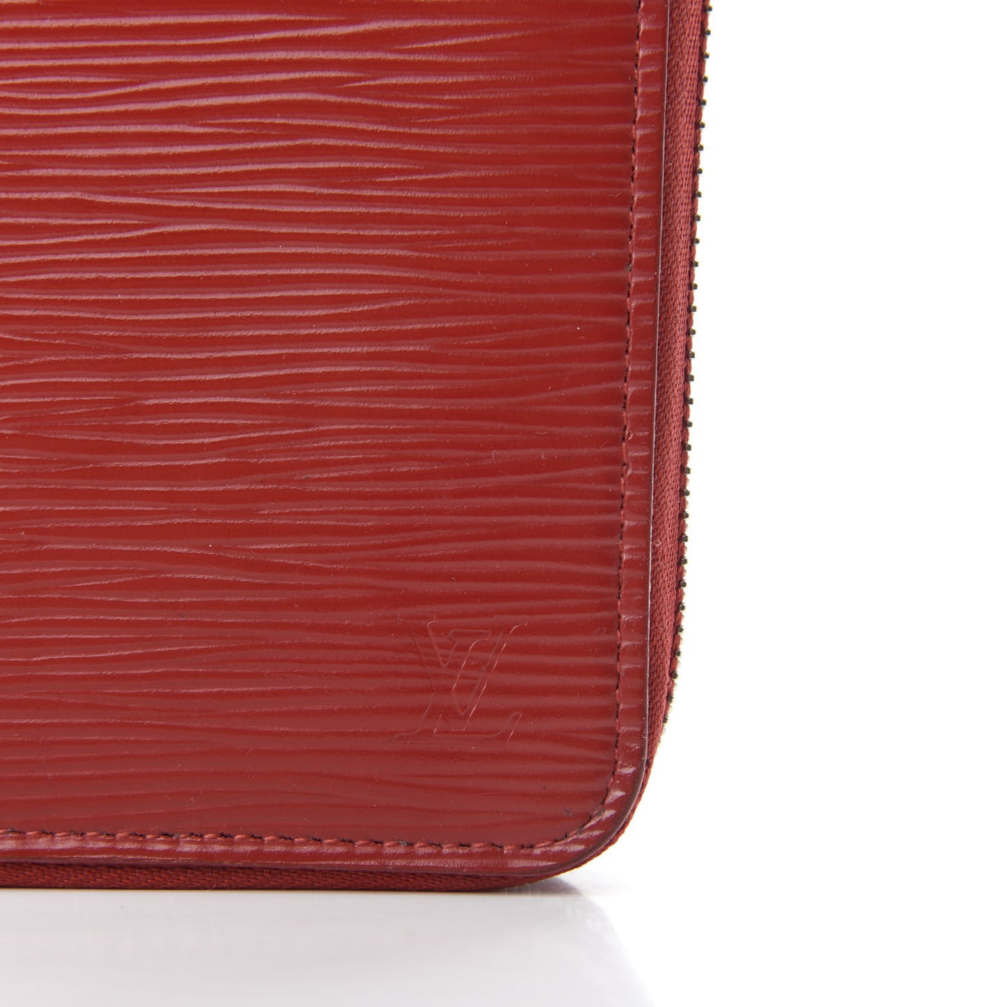 Epi Zippy Compact Wallet Carmine