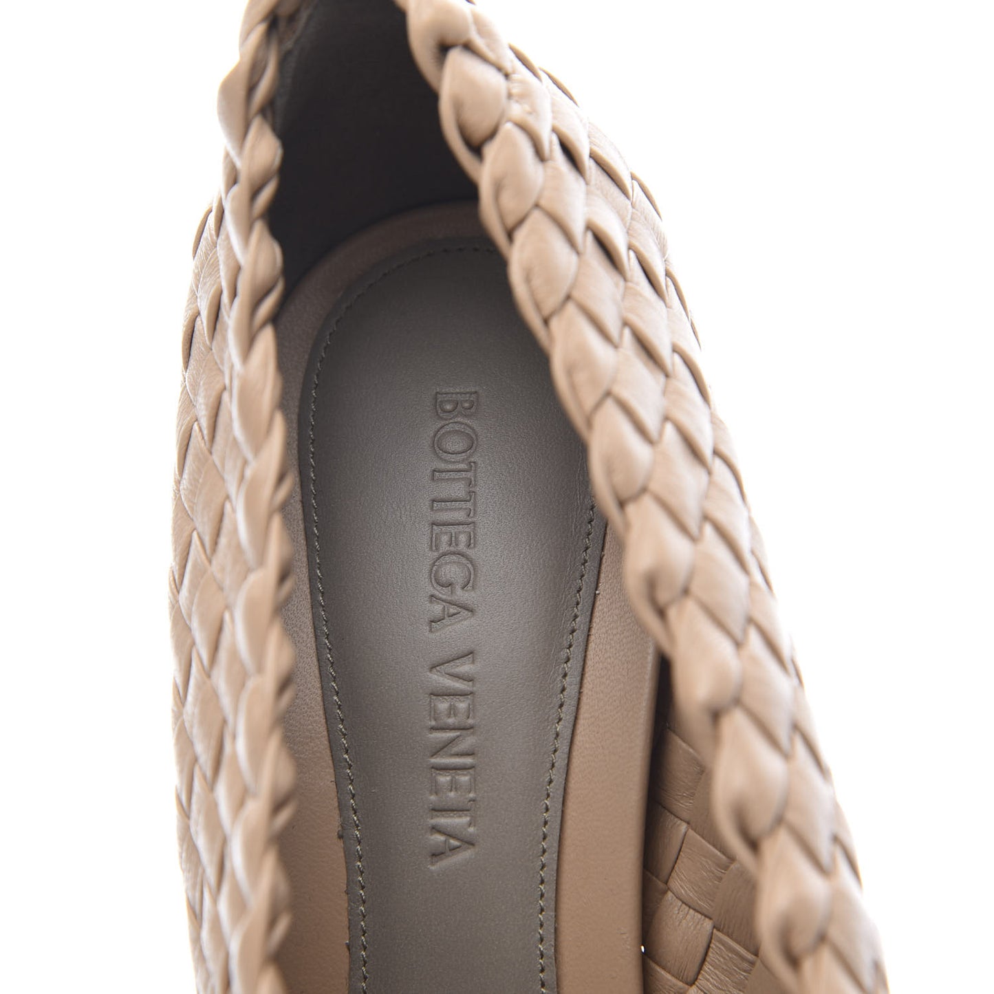 Nappa Intrecciato Almond Pumps 36.5 Cipria