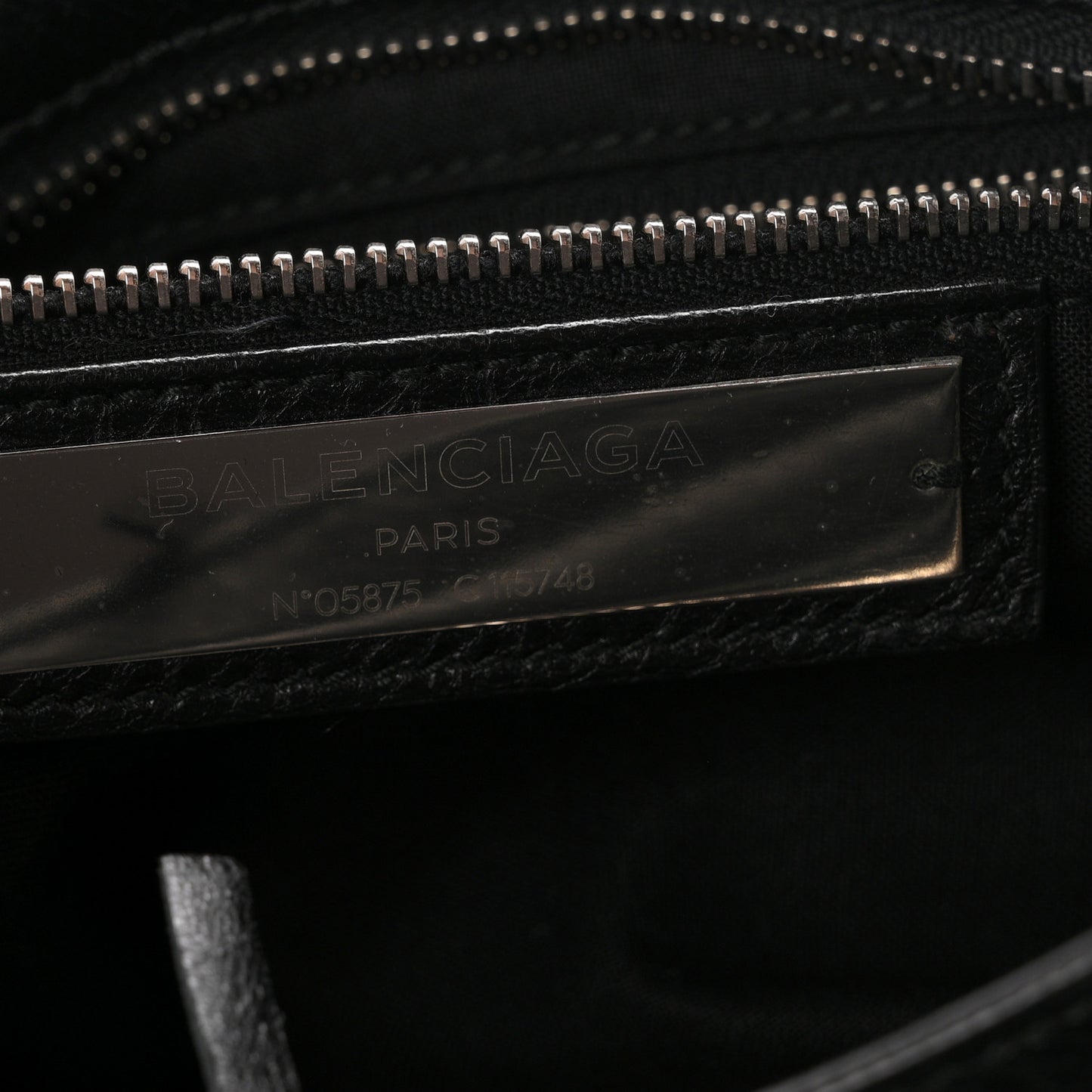 Agneau Classic Silver Hardware City Black