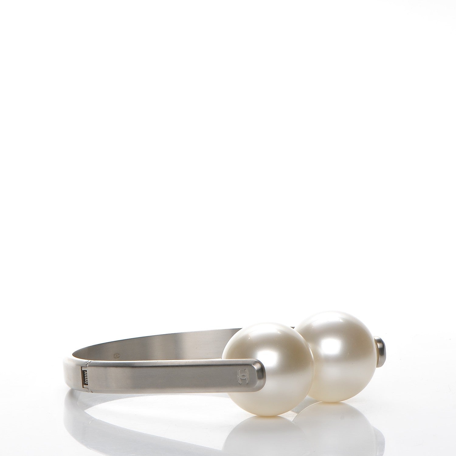 Chanel Giant Pearl Headphones Necklace Silver 6 of 8