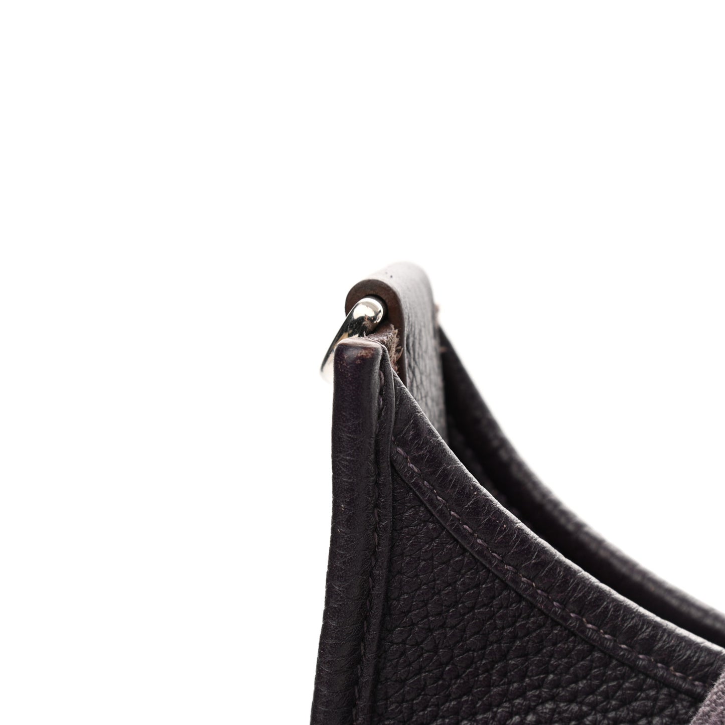 Taurillon Clemence Evelyne III GM Raisin