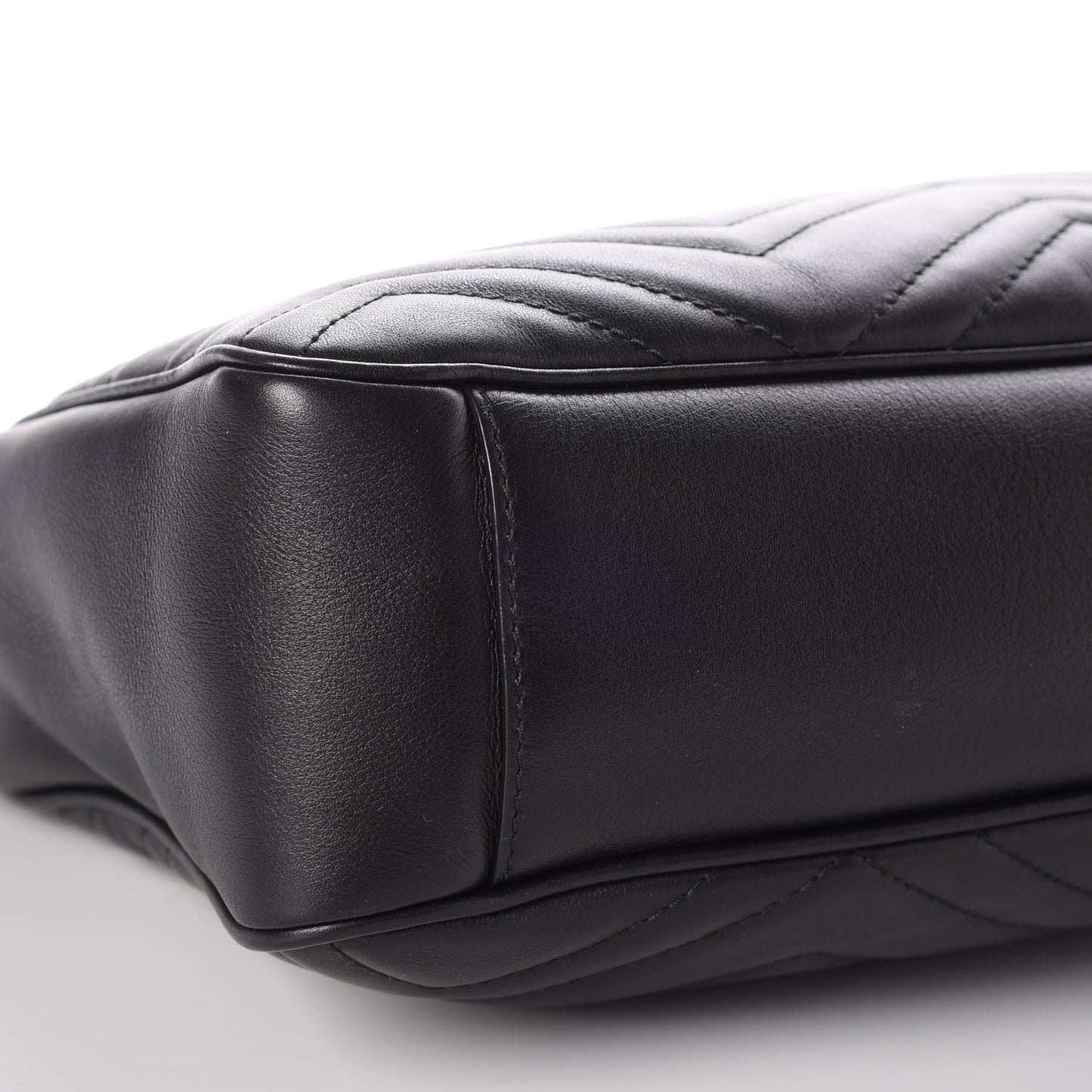 Calfskin Matelasse Medium GG Marmont Open Top Shoulder Bag Black
