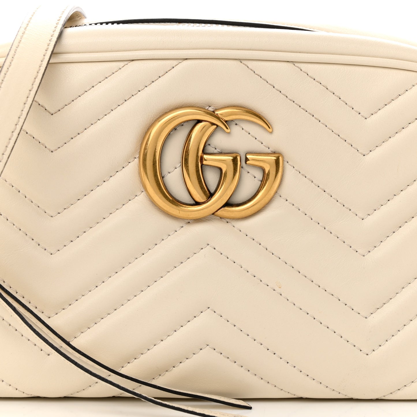 Calfskin Matelasse Small GG Marmont Chain Shoulder Bag White