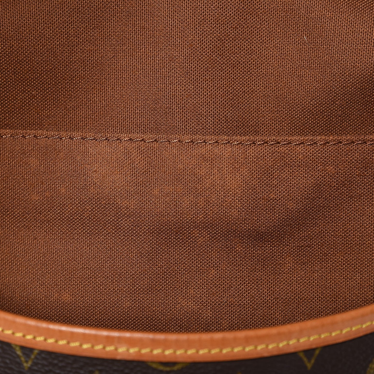 Monogram Saumur 35