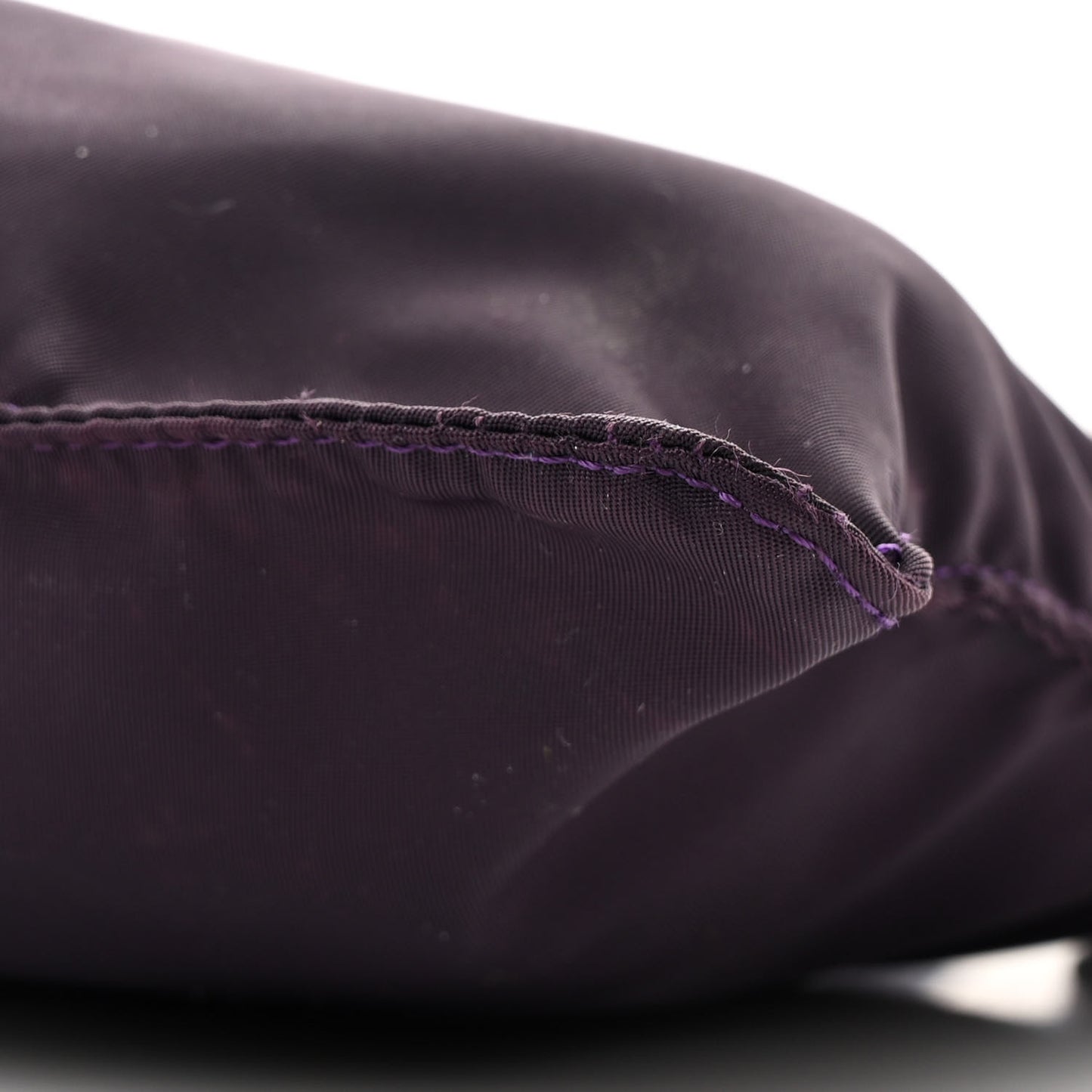 Tessuto Nylon Small Flat Messenger Bag Granato