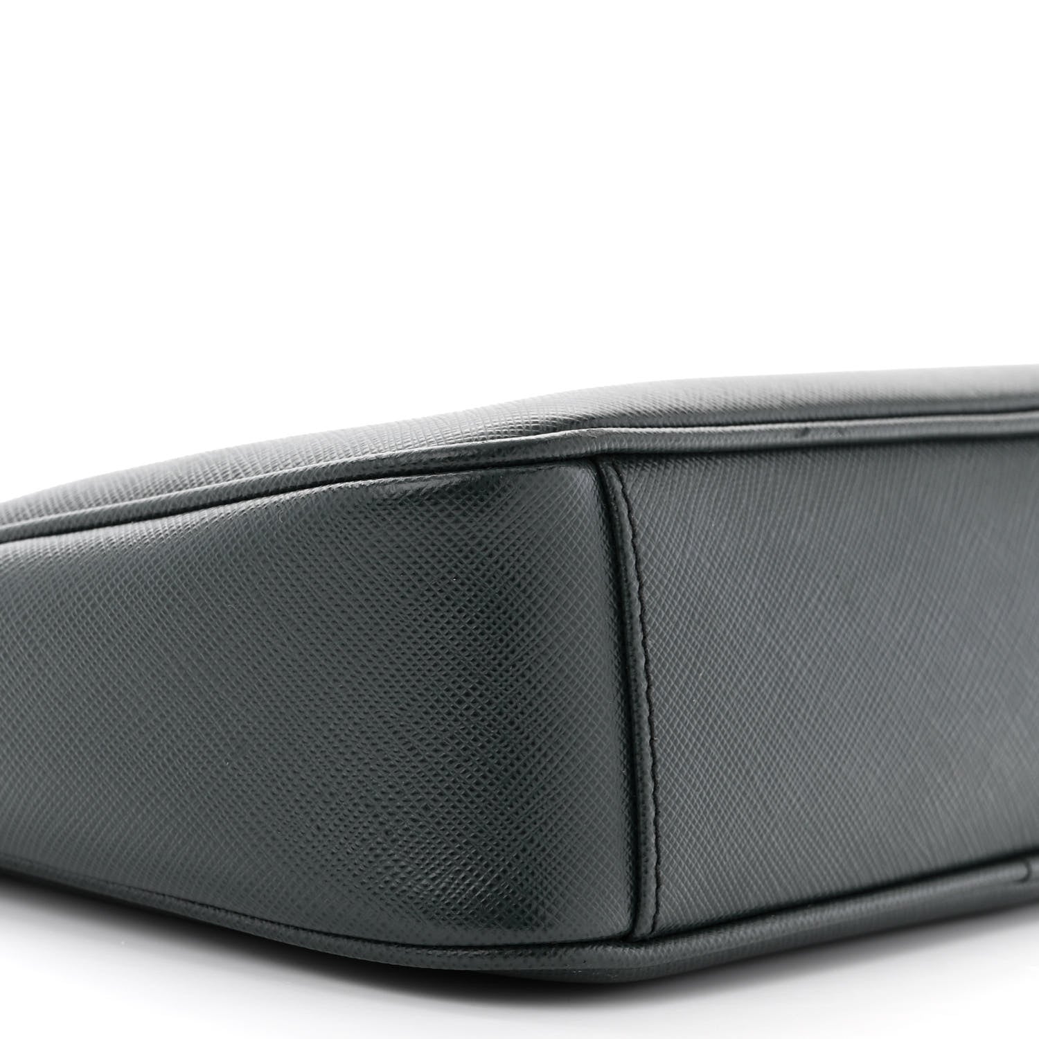 Prada Saffiano Lux Re-Edition 2005 Shoulder Bag Smeraldo 10 of 15