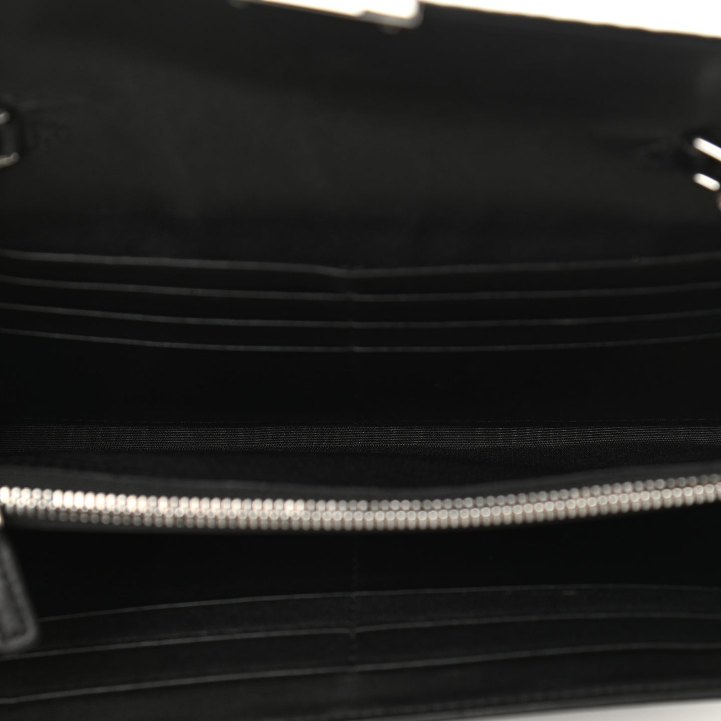 Visetos Large Patricia Wallet On Chain Black