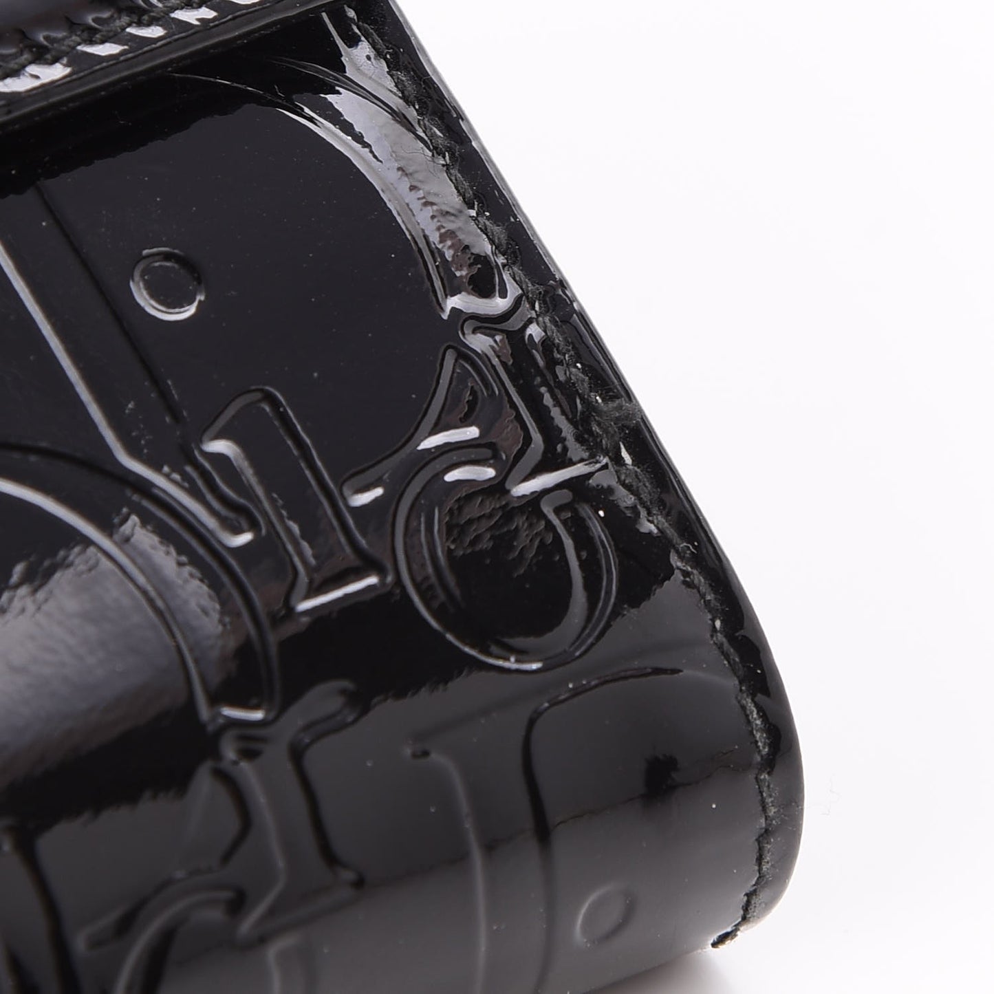 Patent Ultimate Compact Wallet Black