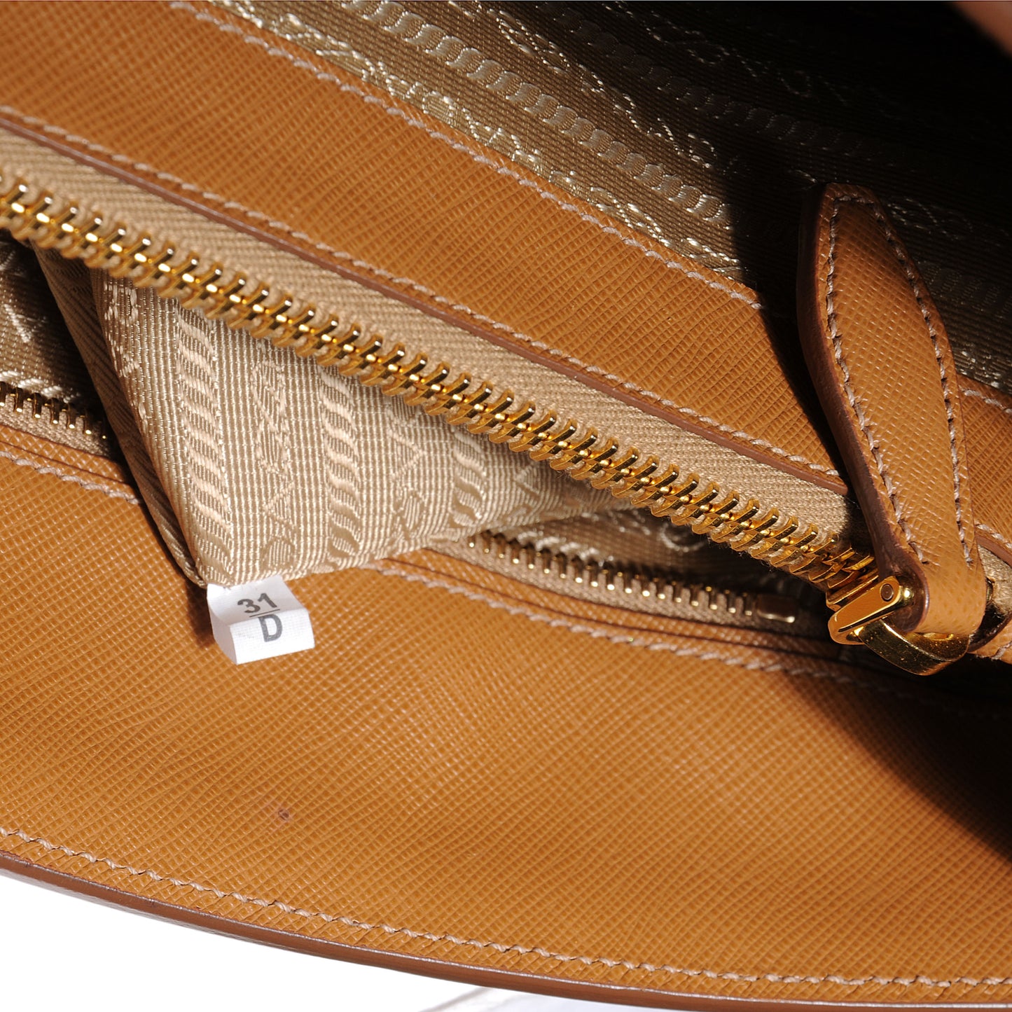Saffiano Lux Parabole Tote Caramel
