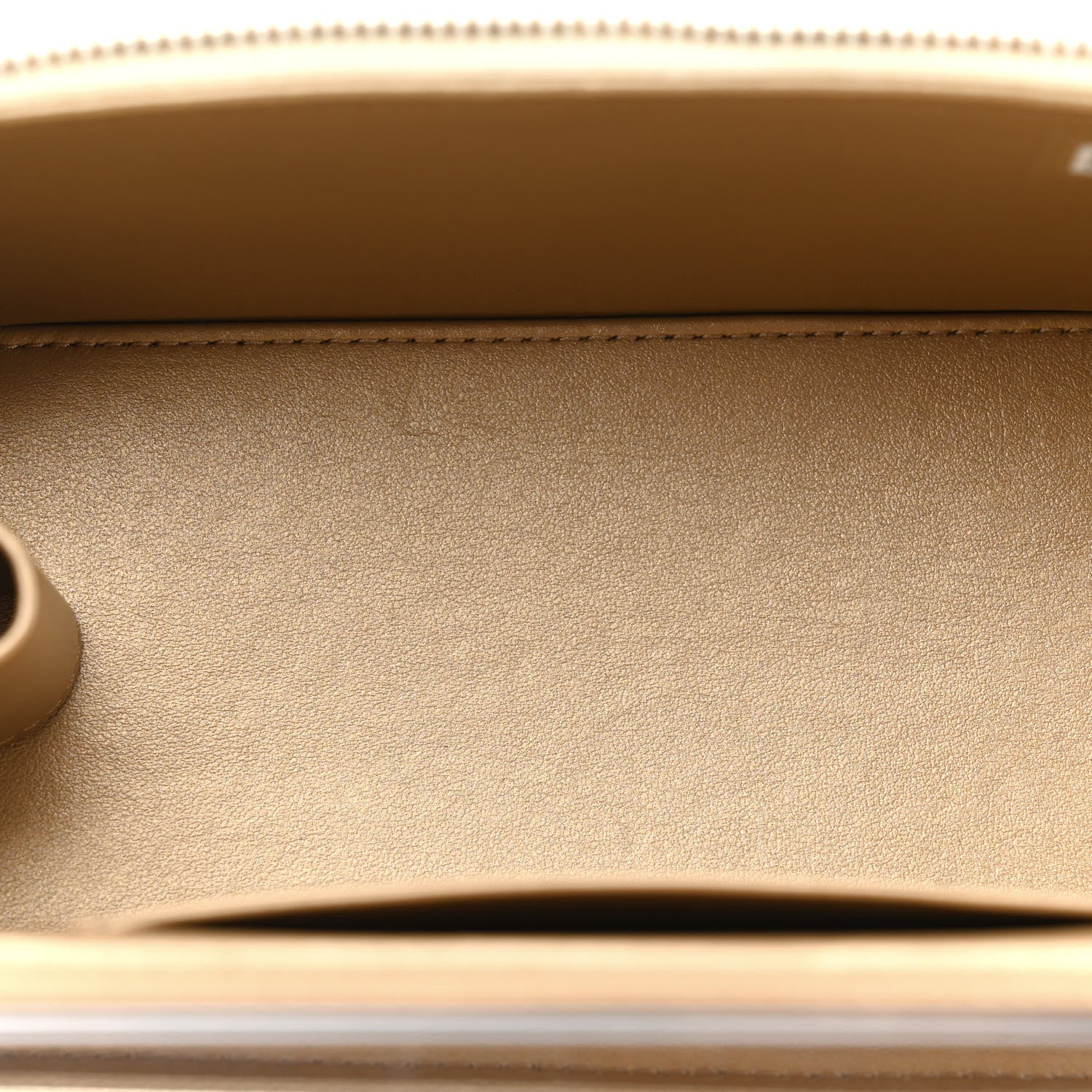 Chanel Lambskin Quilted Pearl Crush Small Vanity Case With Chain White 5 of 13