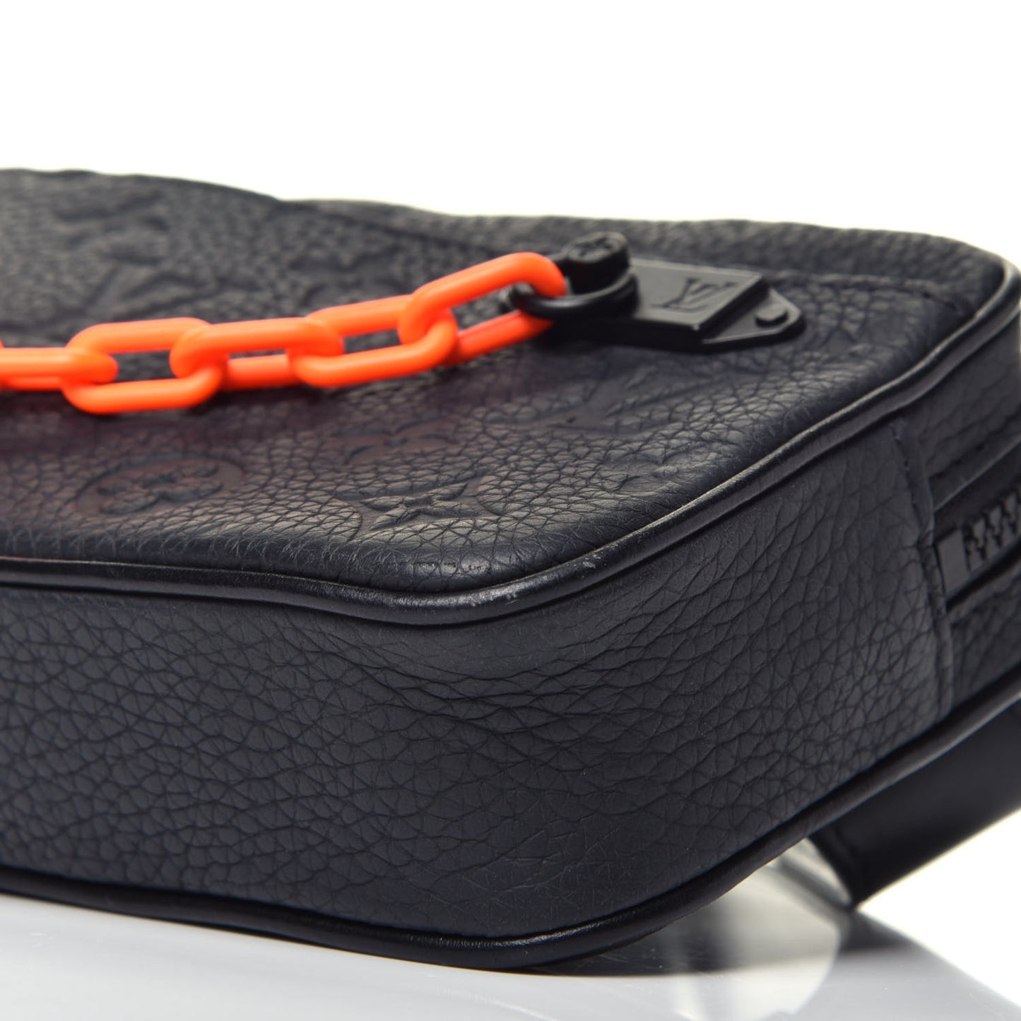 Taurillon Monogram Uniformes Solar Ray Soft Pochette Volga Belt Bag Black