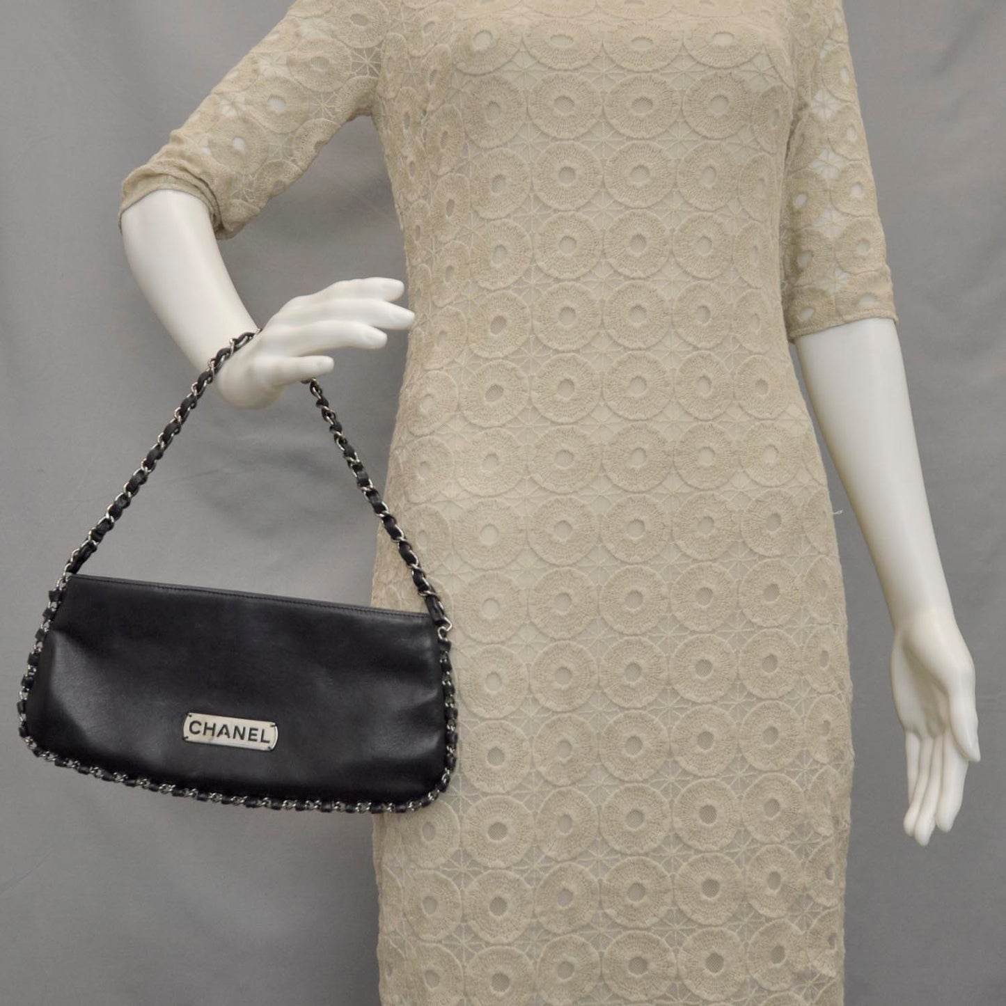Leather Chain Pochette Black