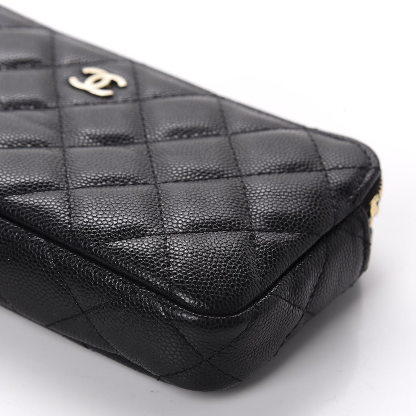 Caviar Quilted Small Clutch With Chain Black