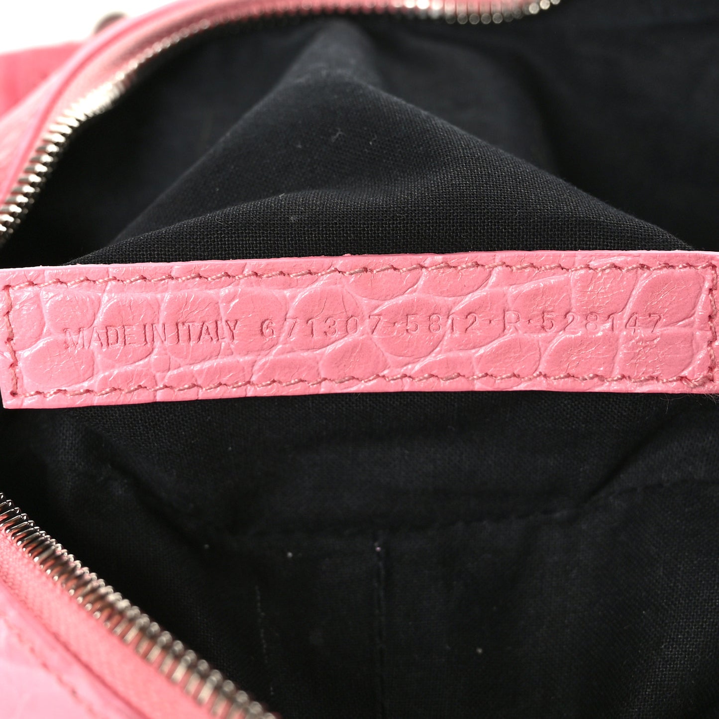 Extra Supple Calfskin Crocodile Embossed Small Le Cagole Shoulder Bag Sweet Pink